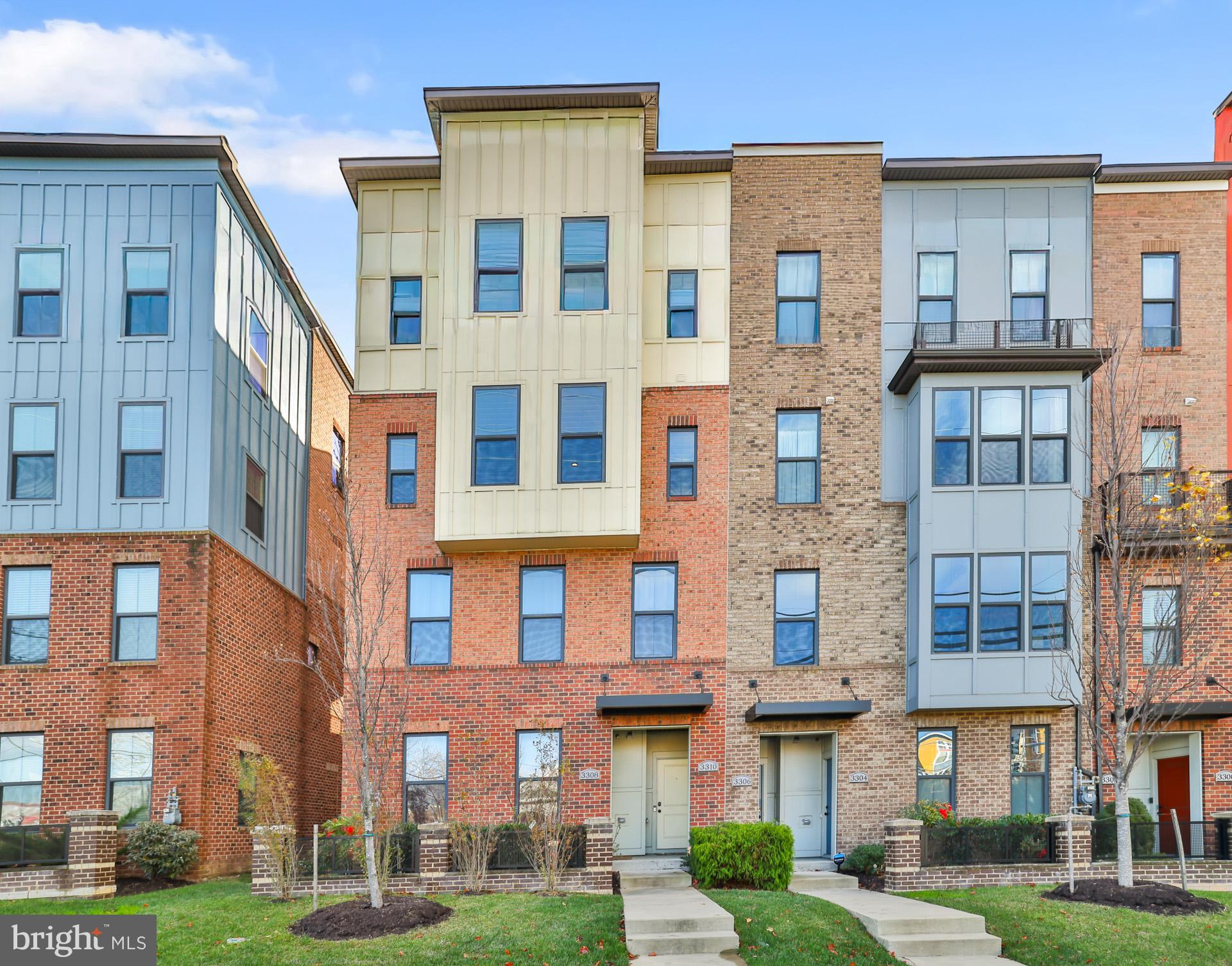 Enjoy modern convenience at it's best here at Editor's Park! You'll never run out of a cozy place to land in this spacious  3 bedroom. 2.,5 bath  garage condo near the Hyattsville Arts District.  Fantastic proximity to retail, shops, and dining,  Steps to the metro and grocery. Ideal off campus housing for the University of Maryland, College Park campus. Multiple entertaining spaces, gourmet open kitchen, covered  balcony, and luxurious owners suite. Walk score of 98, walker and commuter friendly. This one is a must see, Schedule your private tour ! Available June 1st, 2026

See link below to be considered for this unit:
https://www.rentspree.com/apply/68dc325ce46c4a002e221a1d/landing/apply-now?utm_source=samson&utm_medium=email&utm_campaign=partner_applylink_email&utm_content=282800312