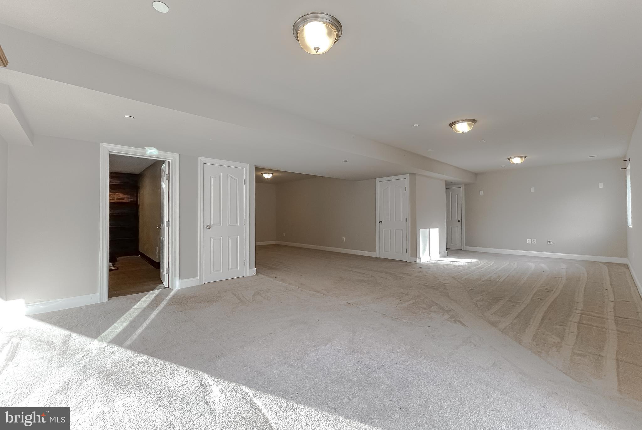 BROAD CREEK - Residential
