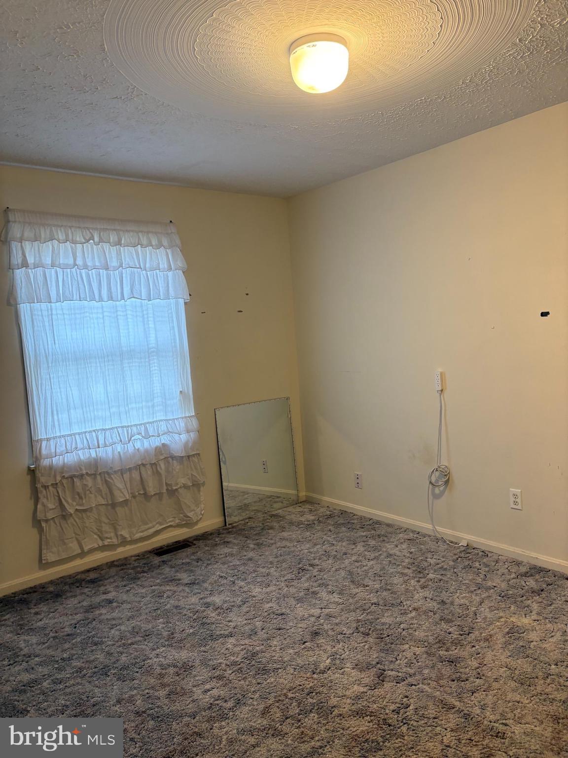 MIDDLE RIDGE ESTATES - Residential