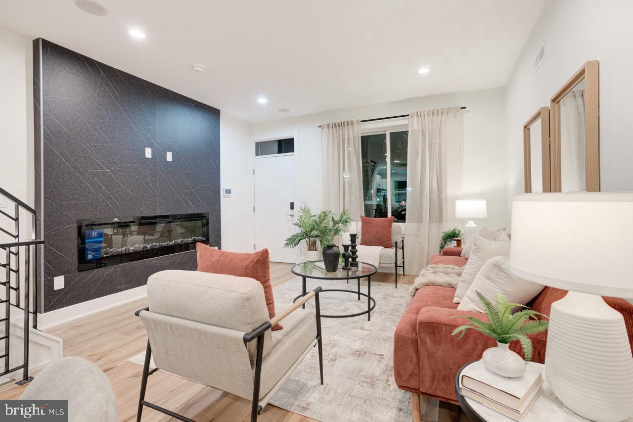 FISHTOWN - Residential