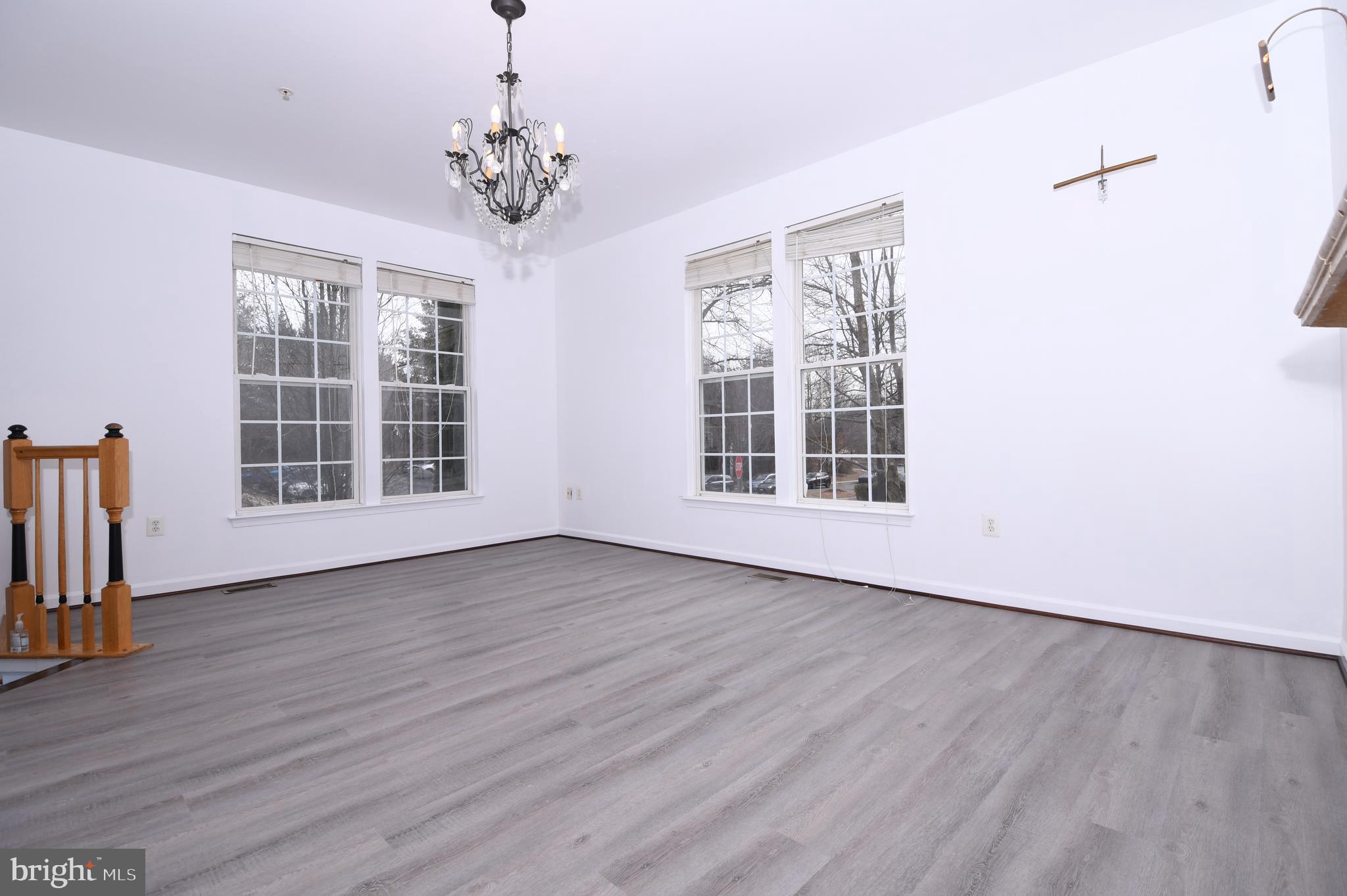 VILLAGES OF URBANA - Residential Lease