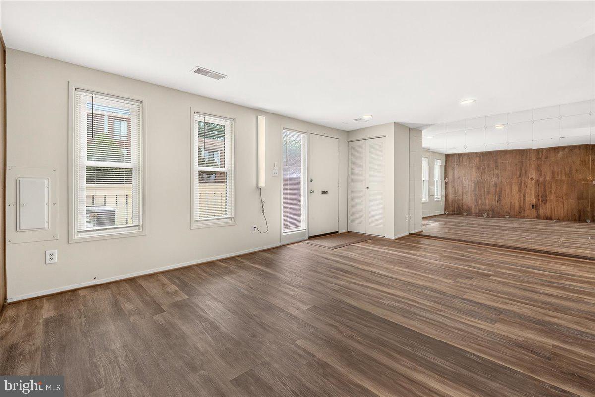 THOMAS CHOICE WEST - Residential