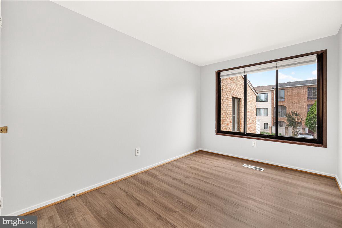 THOMAS CHOICE WEST - Residential