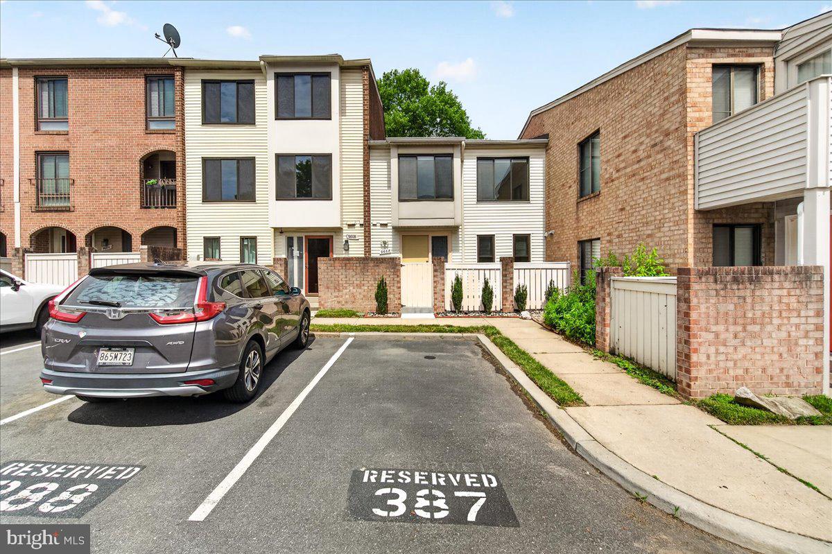 THOMAS CHOICE WEST - Residential