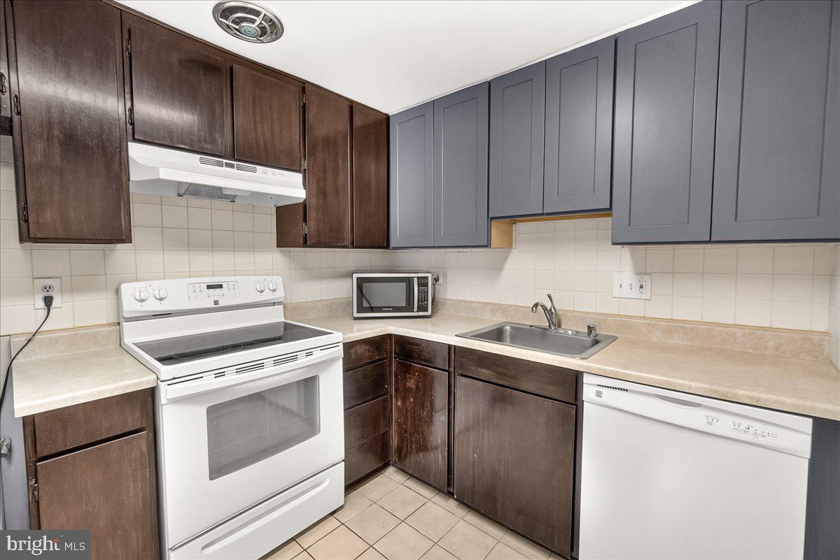 THOMAS CHOICE WEST - Residential