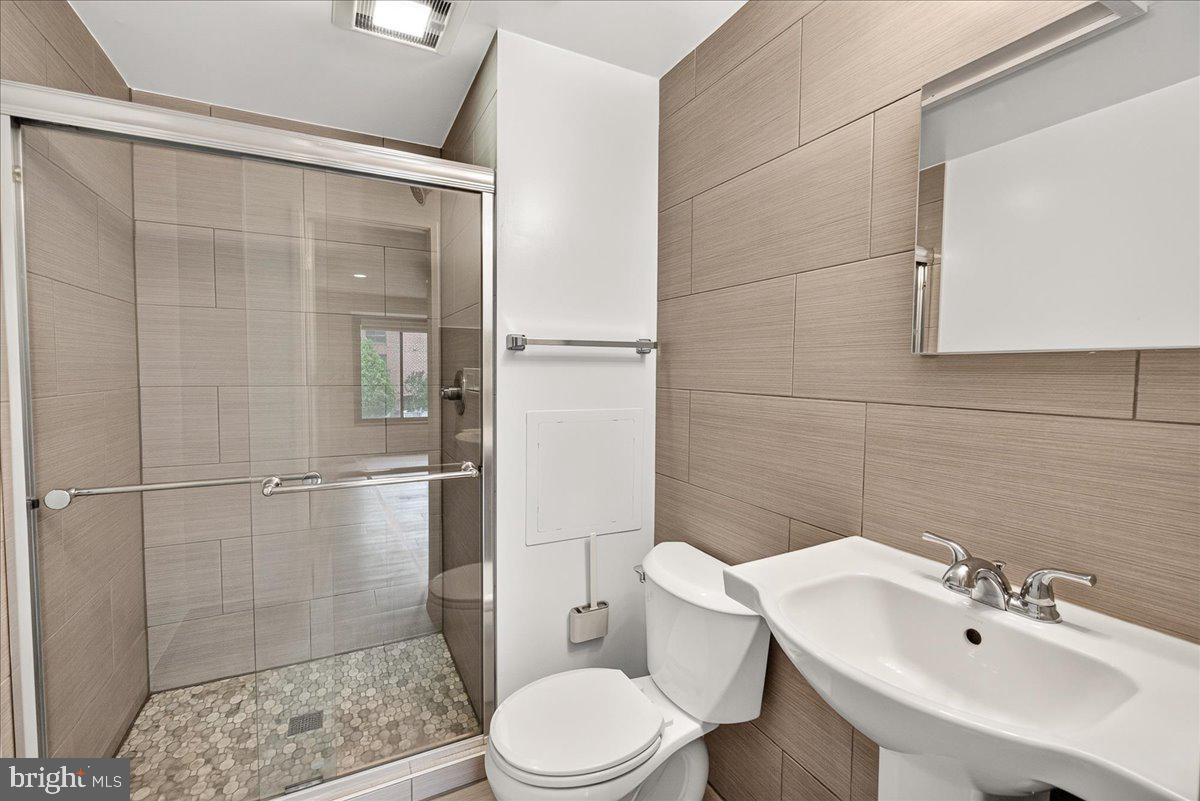 THOMAS CHOICE WEST - Residential