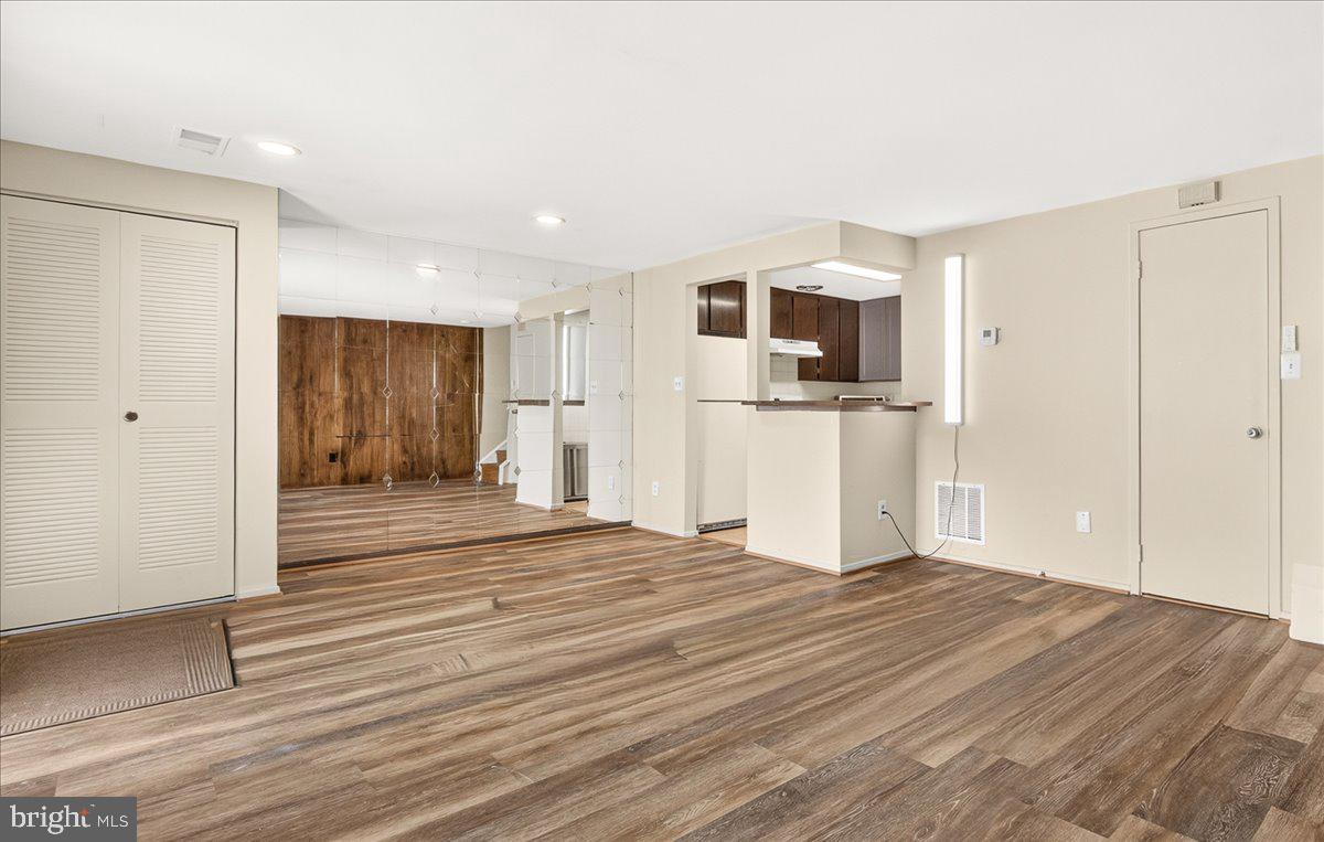 THOMAS CHOICE WEST - Residential