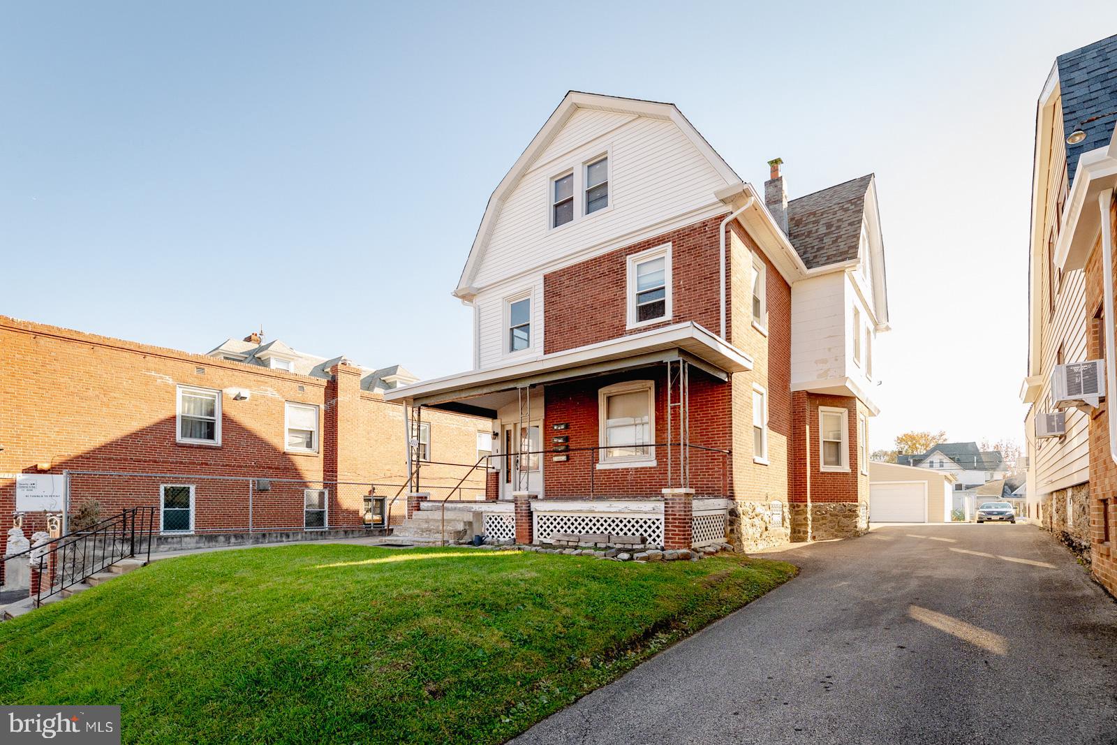 BURHOLME - Residential