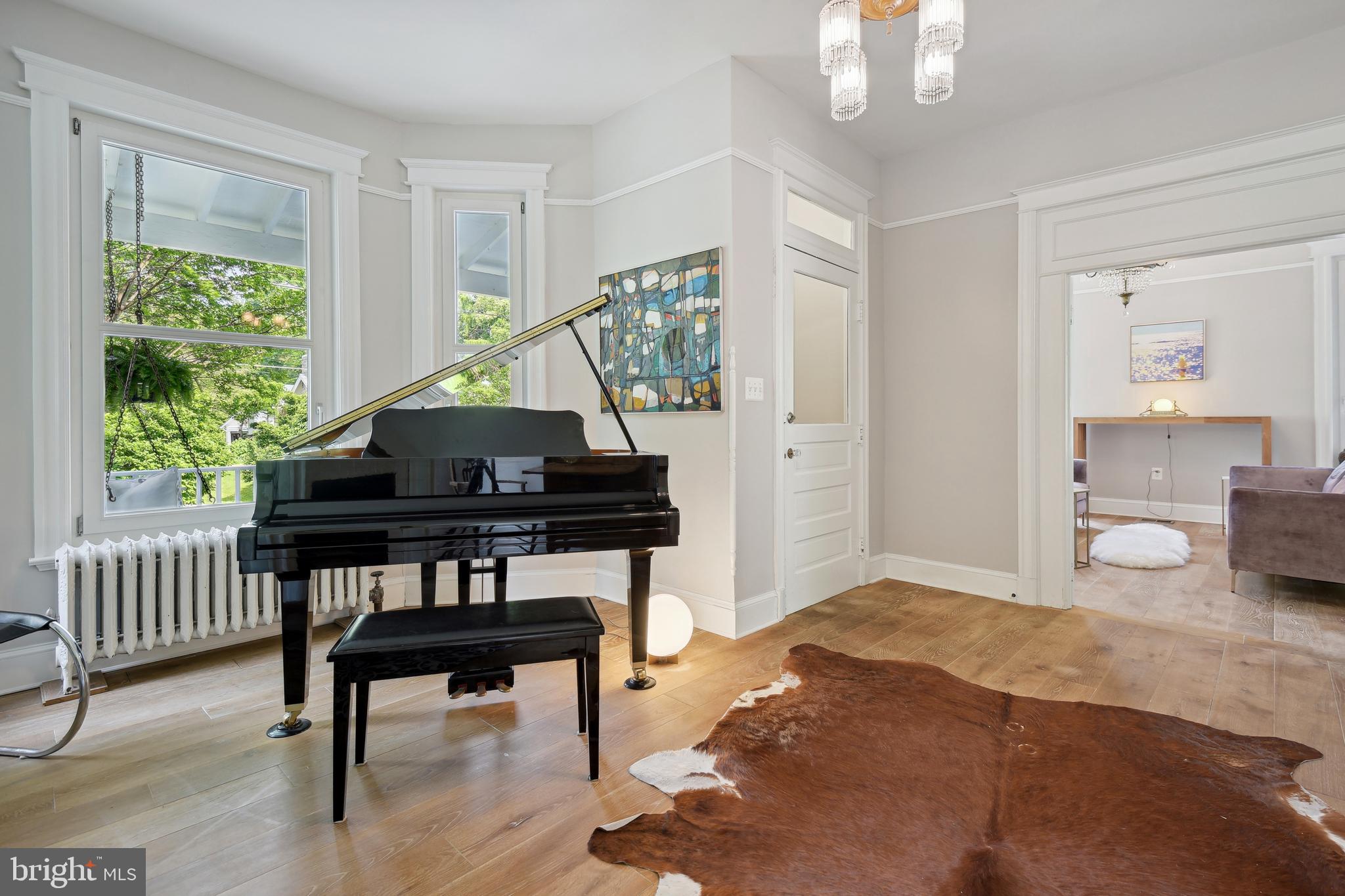 CHEVY CHASE - Residential