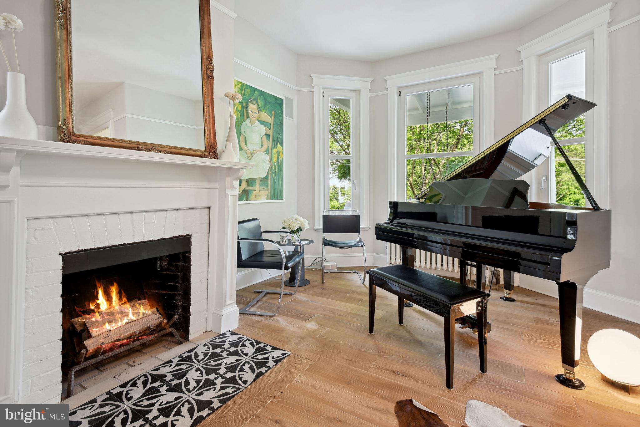 CHEVY CHASE - Residential