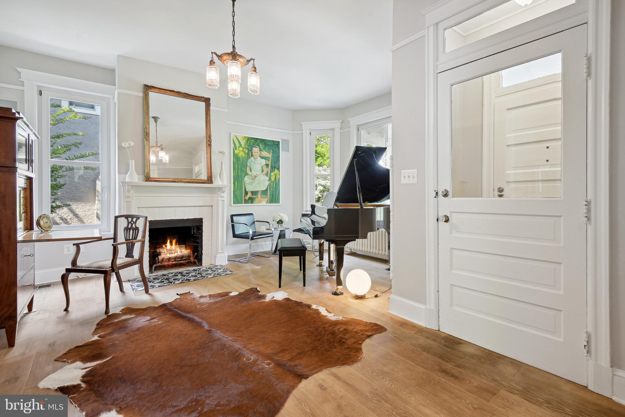 CHEVY CHASE - Residential