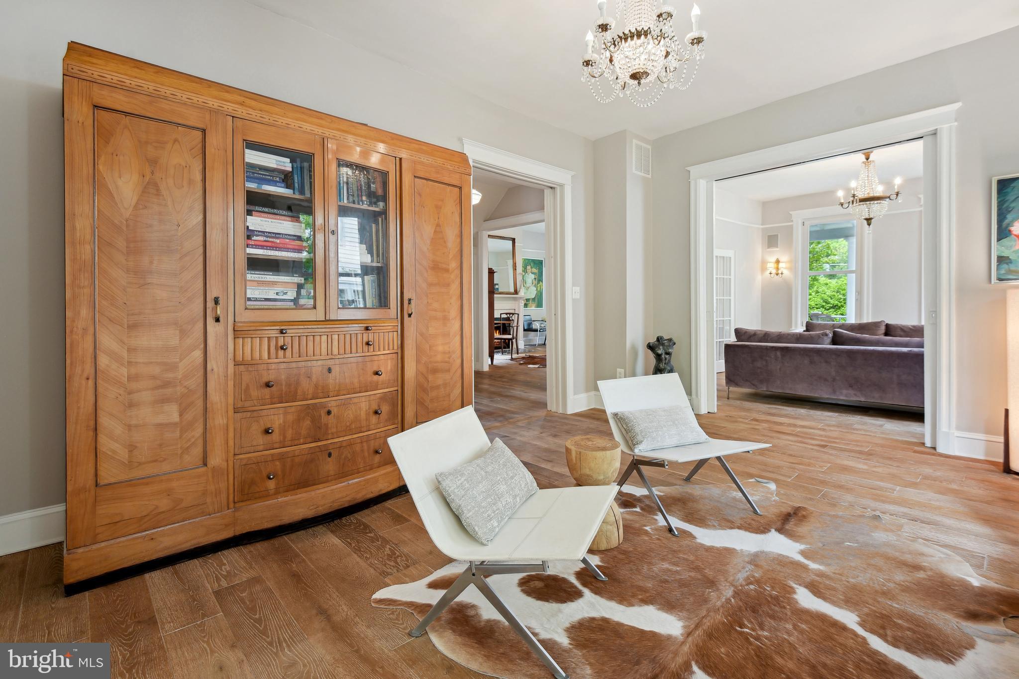 CHEVY CHASE - Residential