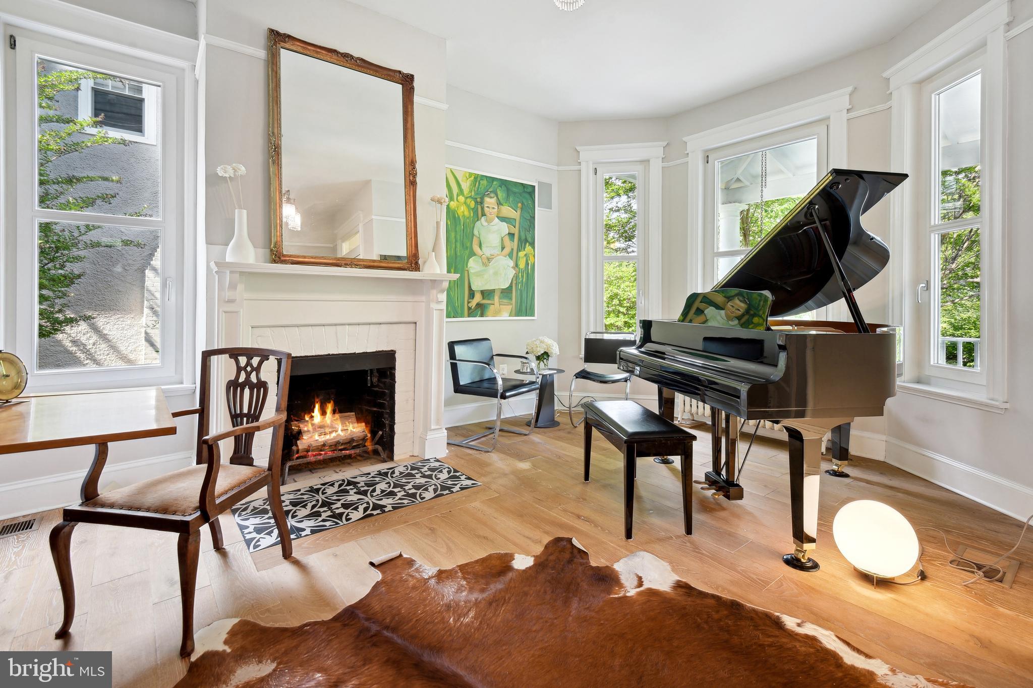 CHEVY CHASE - Residential