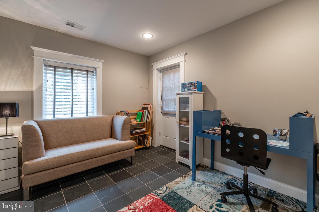 ROSEMONT - Residential