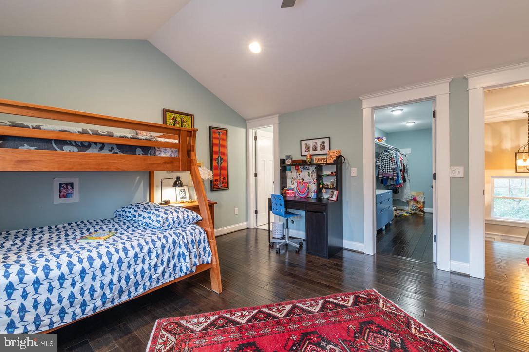 ROSEMONT - Residential