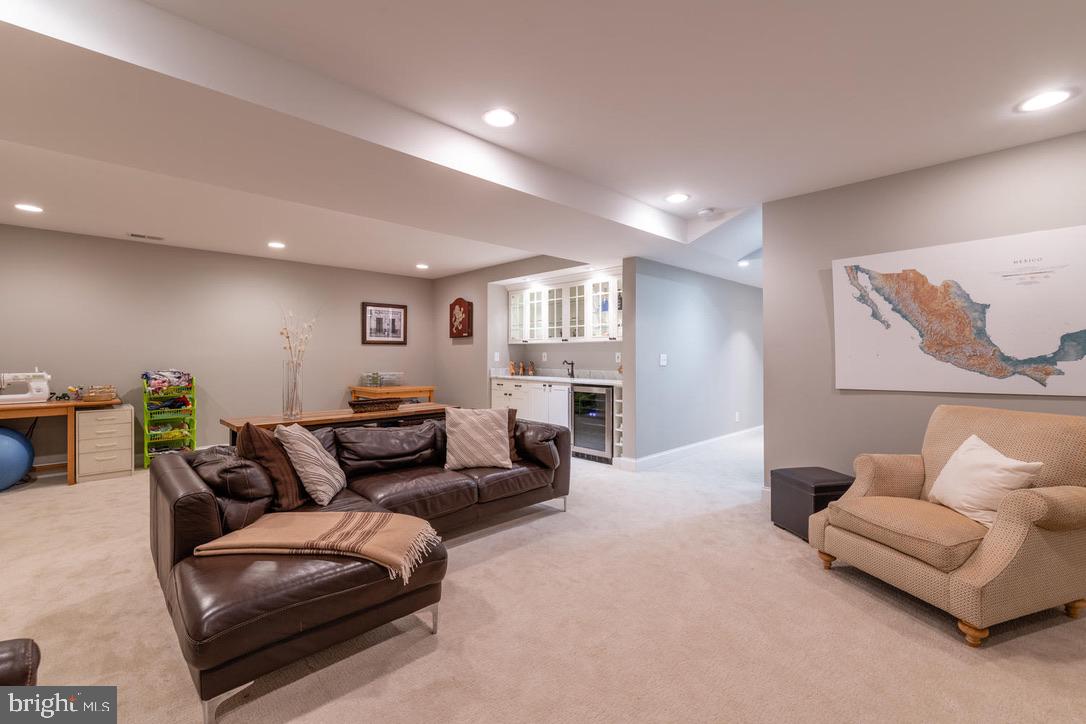 ROSEMONT - Residential