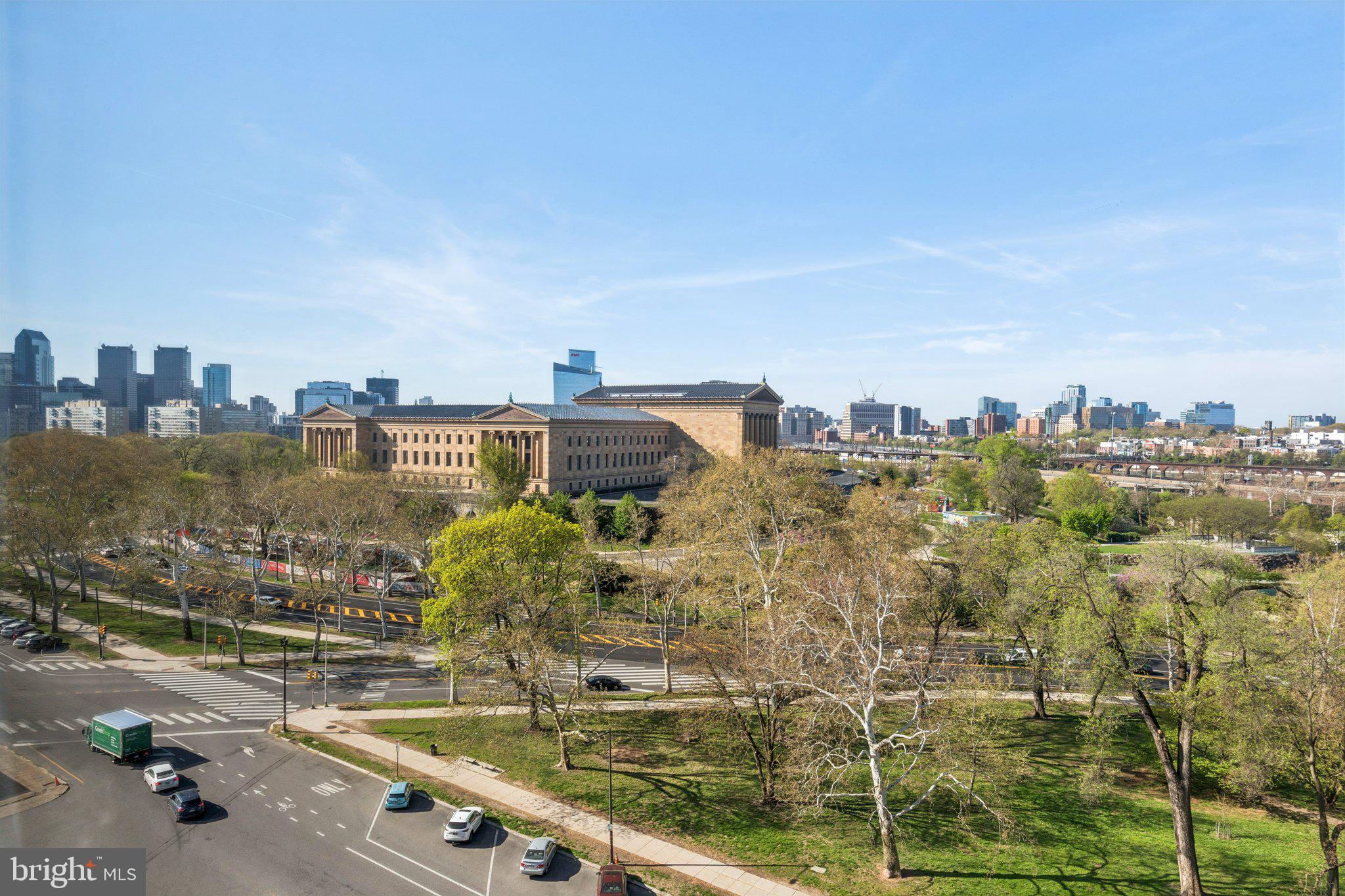 ART MUSEUM AREA - Residential