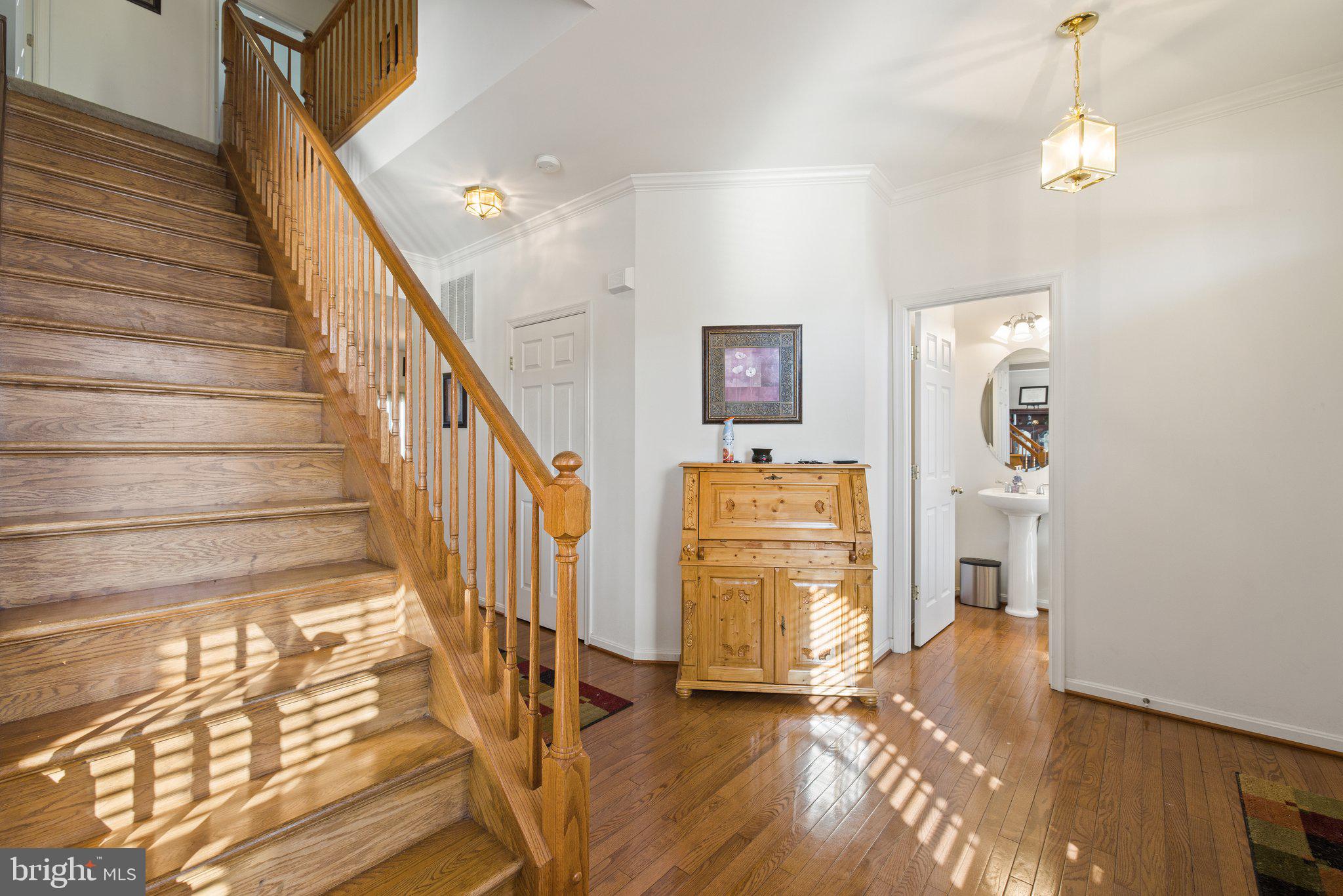 THE VILLAGE OF WASHINGTON TRAIL EAST - Residential
