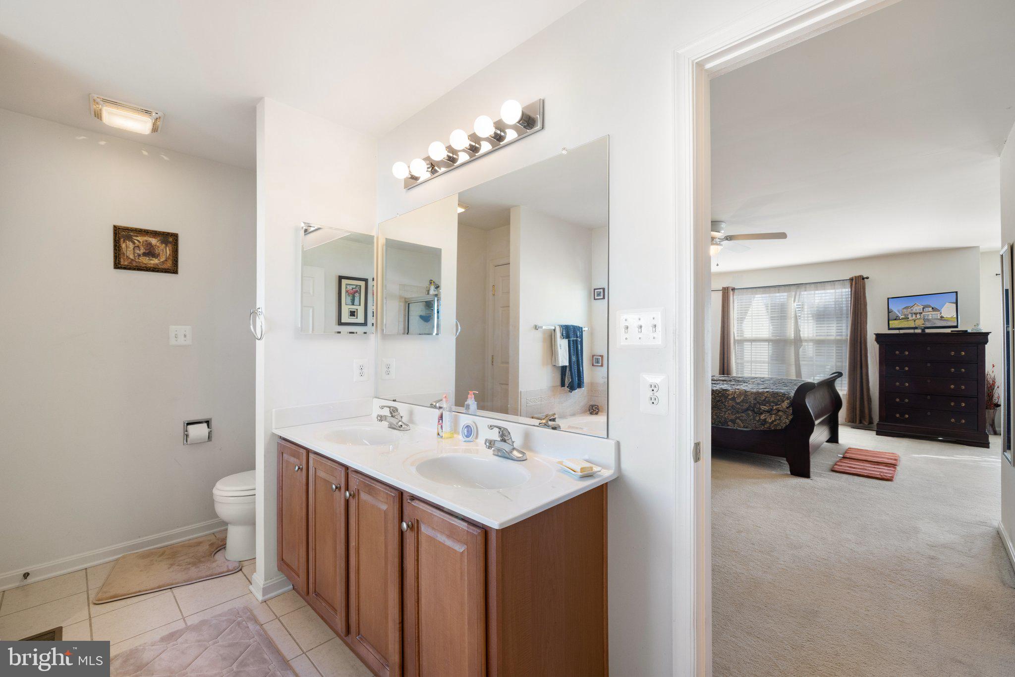 THE VILLAGE OF WASHINGTON TRAIL EAST - Residential
