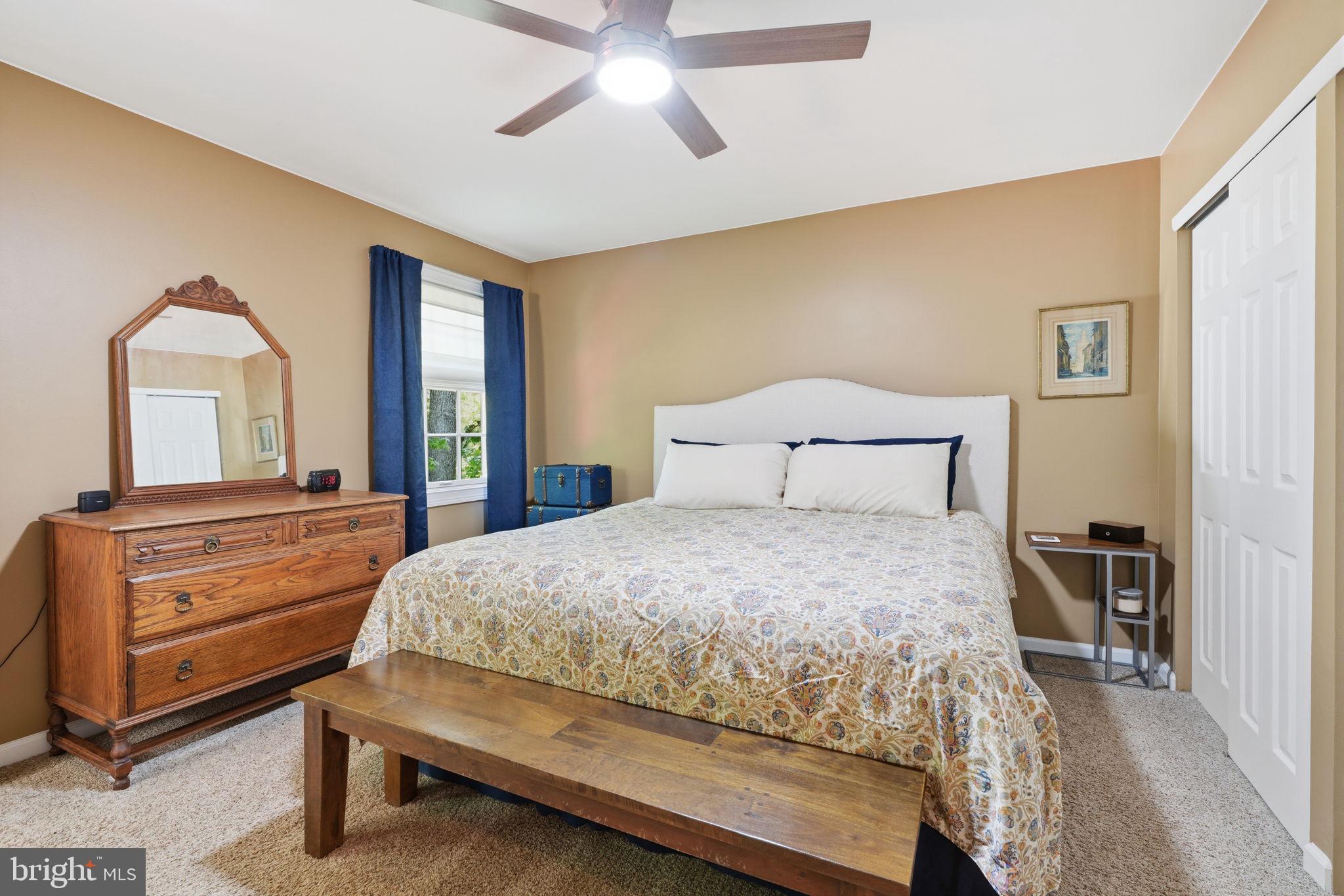 OXFORD GLEN - Residential