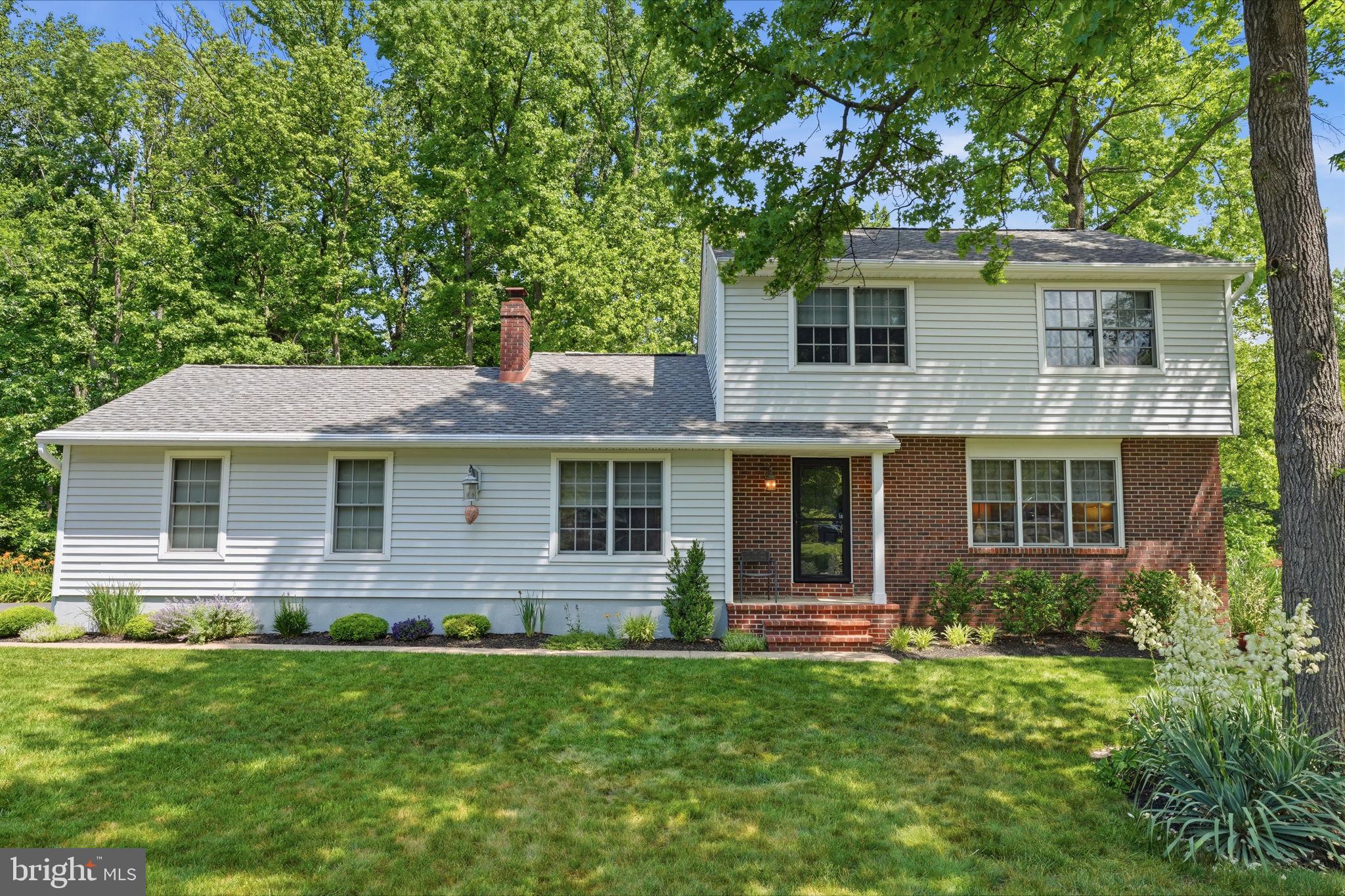 OXFORD GLEN - Residential