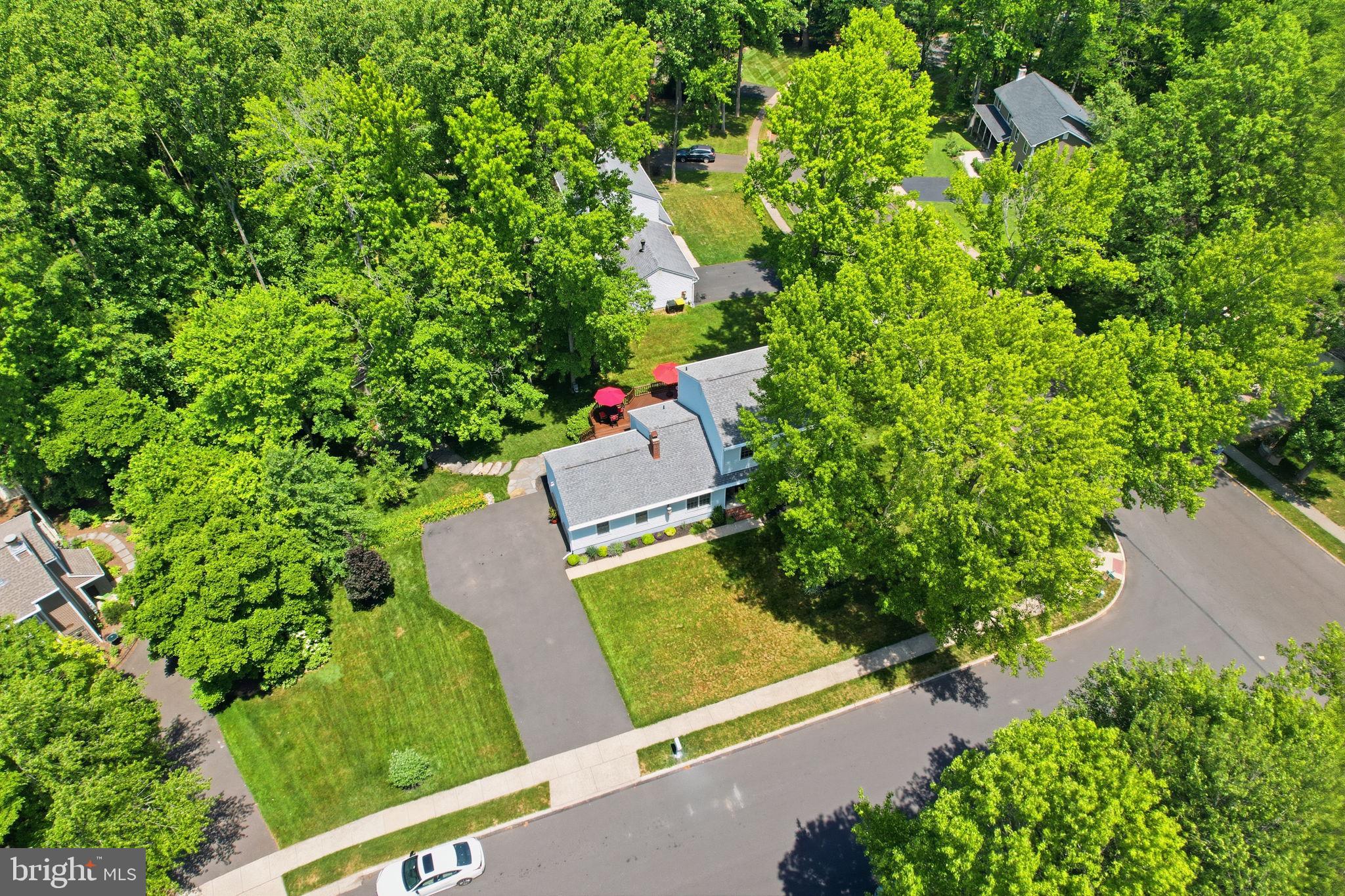 OXFORD GLEN - Residential