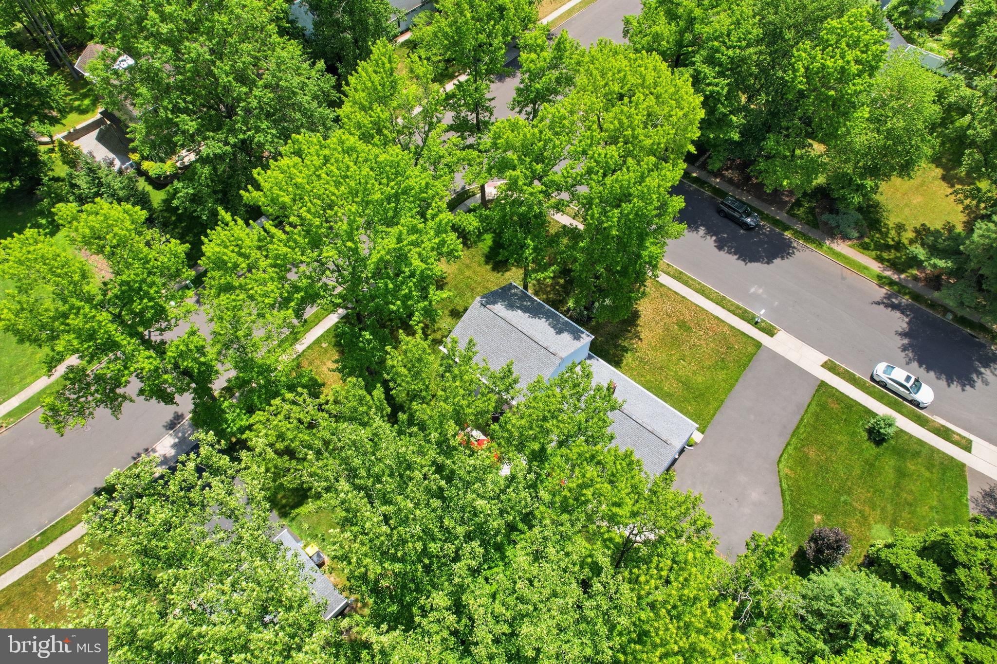 OXFORD GLEN - Residential