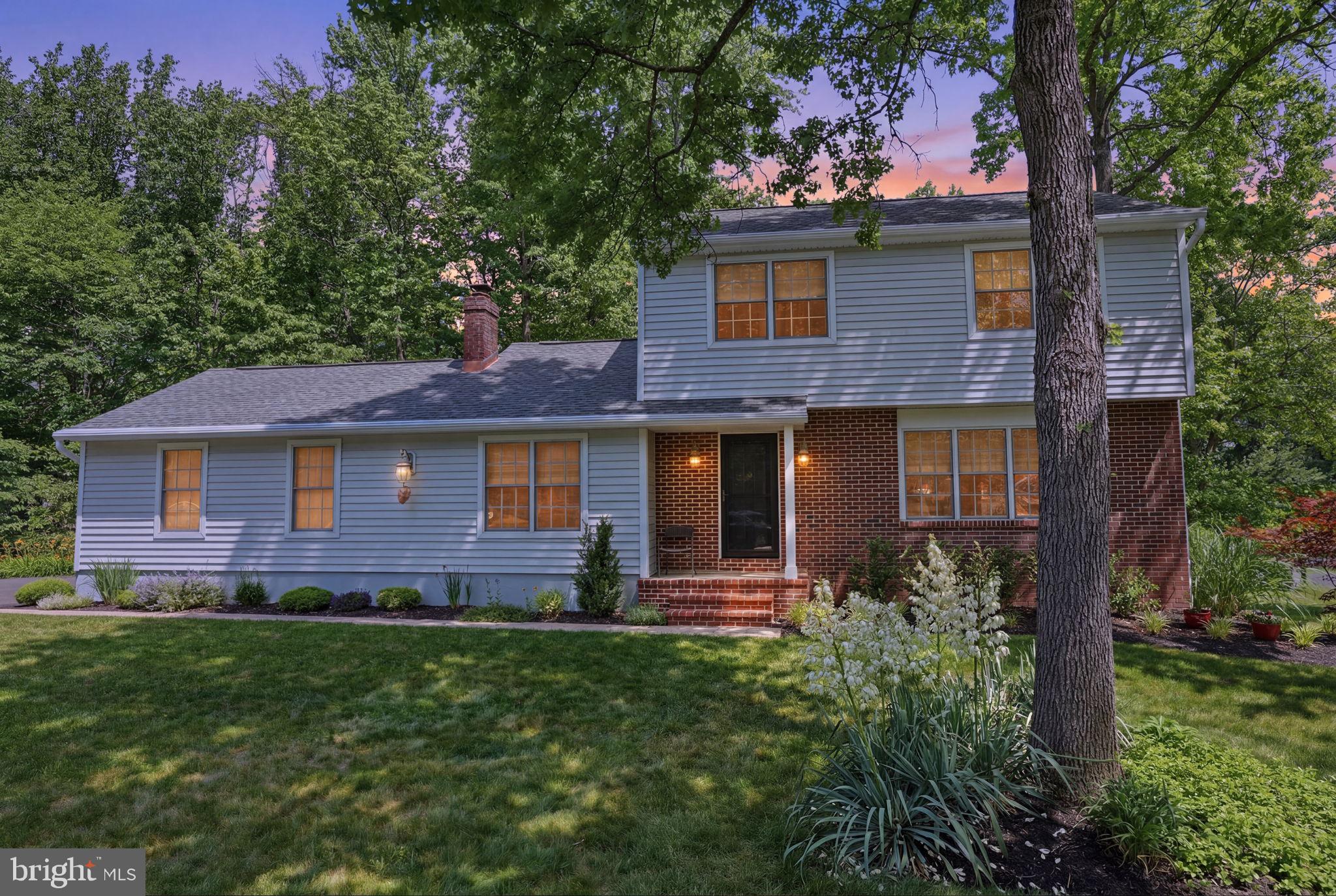 OXFORD GLEN - Residential