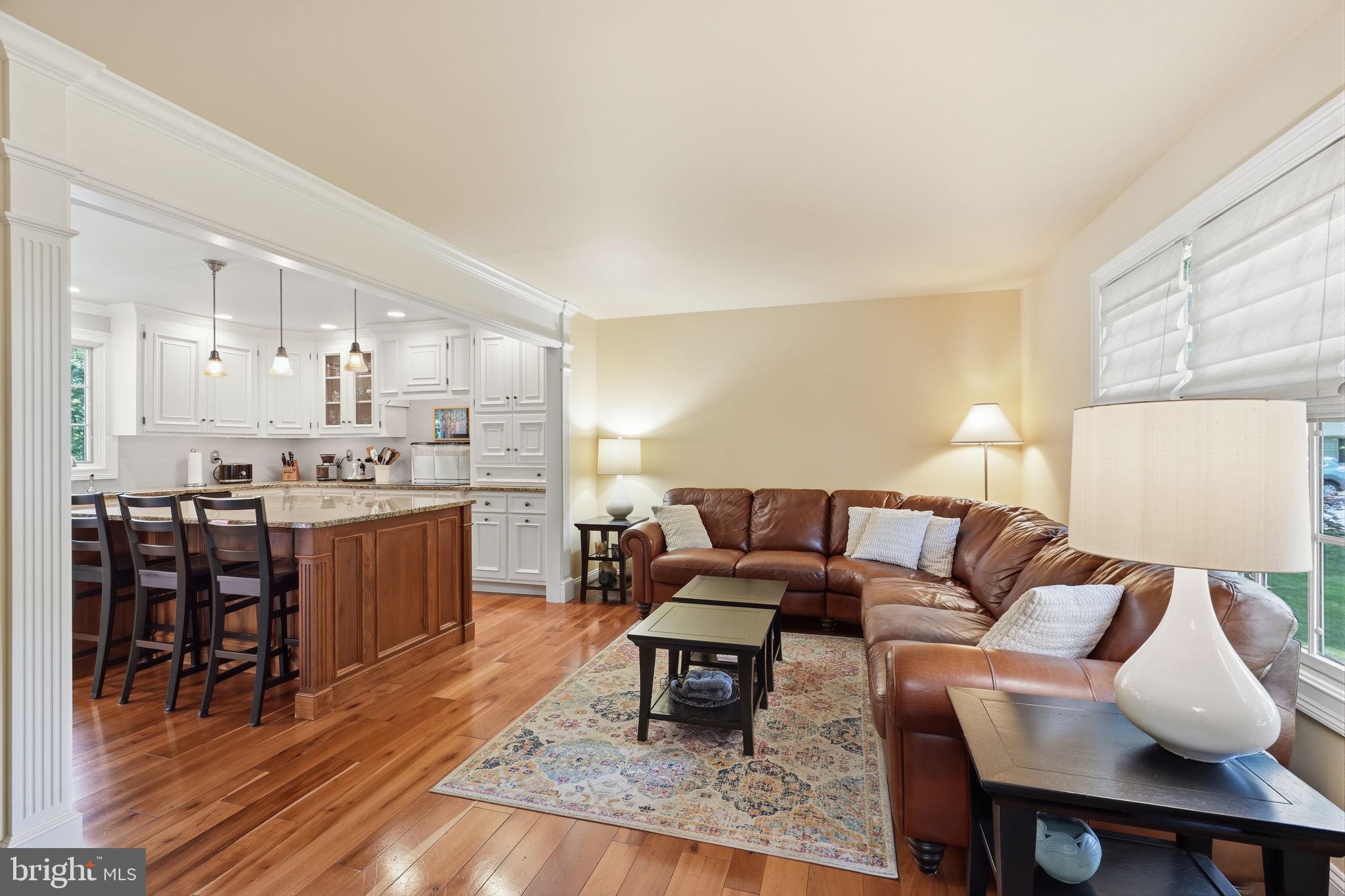OXFORD GLEN - Residential