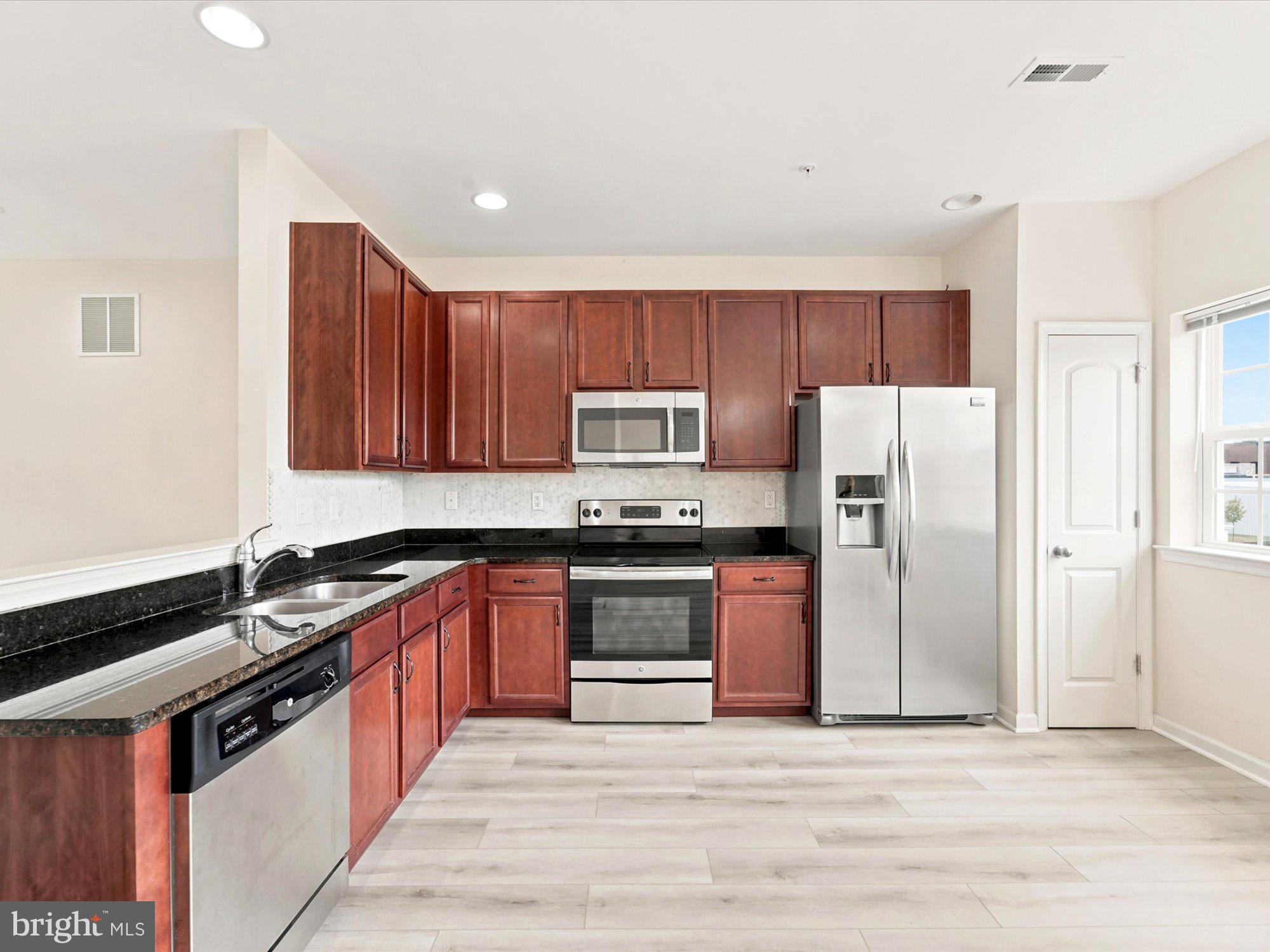 FAIRLESS HILLS - Residential