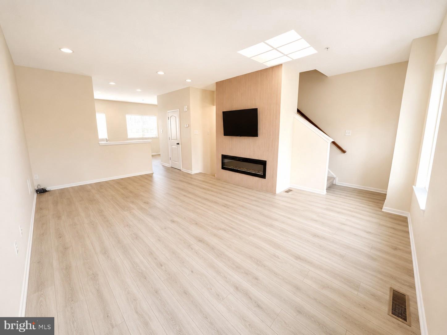 FAIRLESS HILLS - Residential