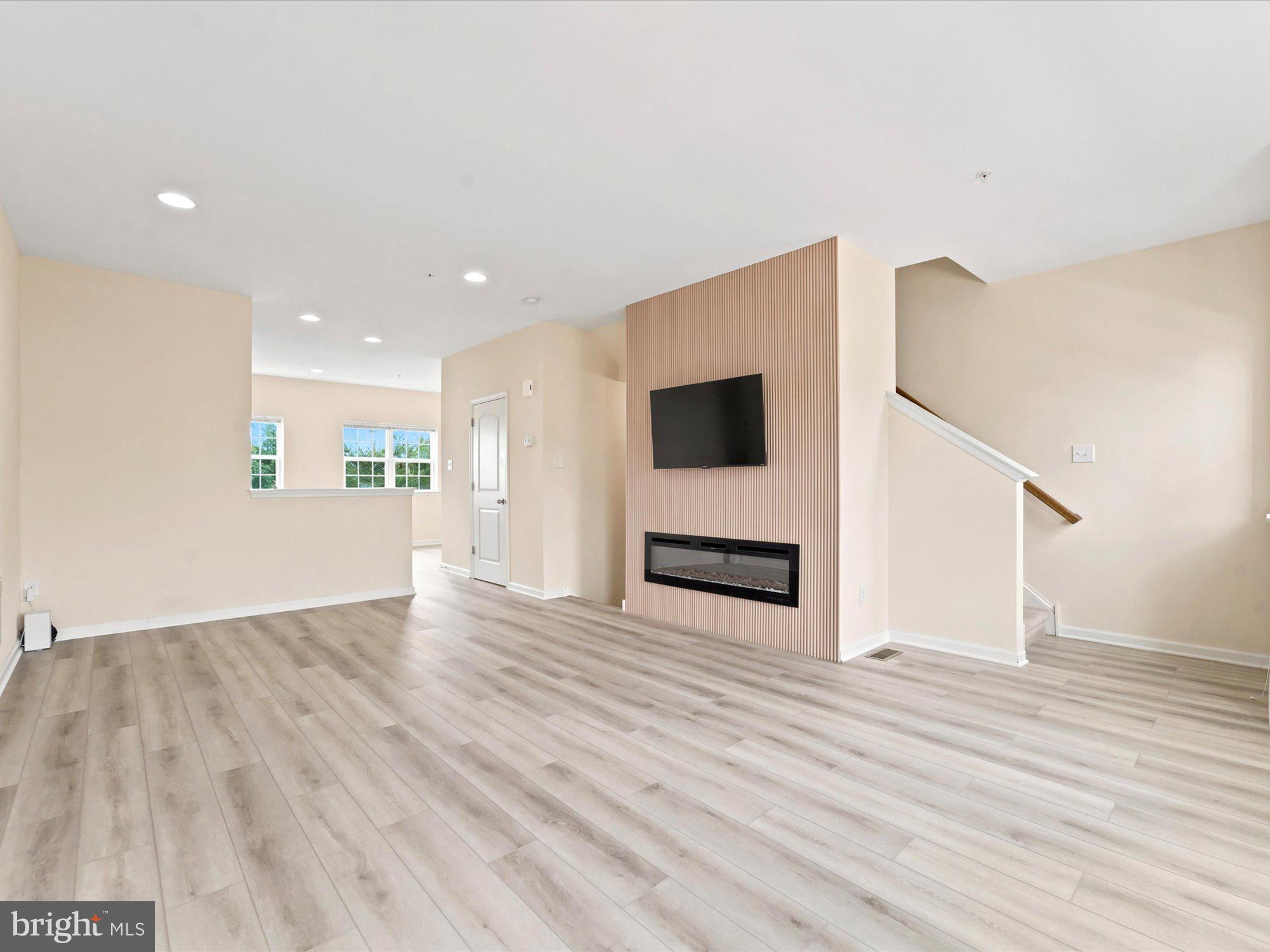 FAIRLESS HILLS - Residential