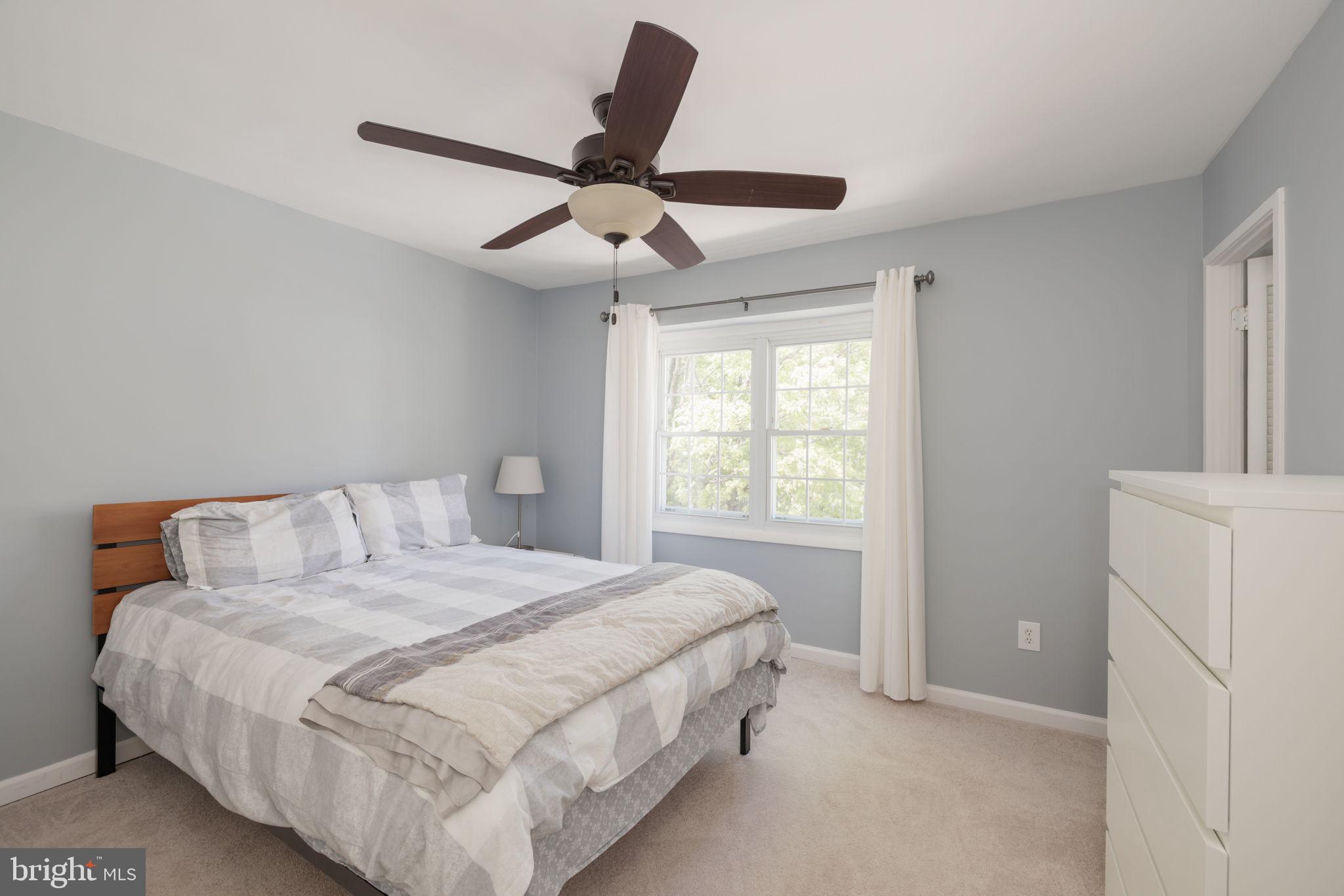 NEWINGTON STATION - Residential
