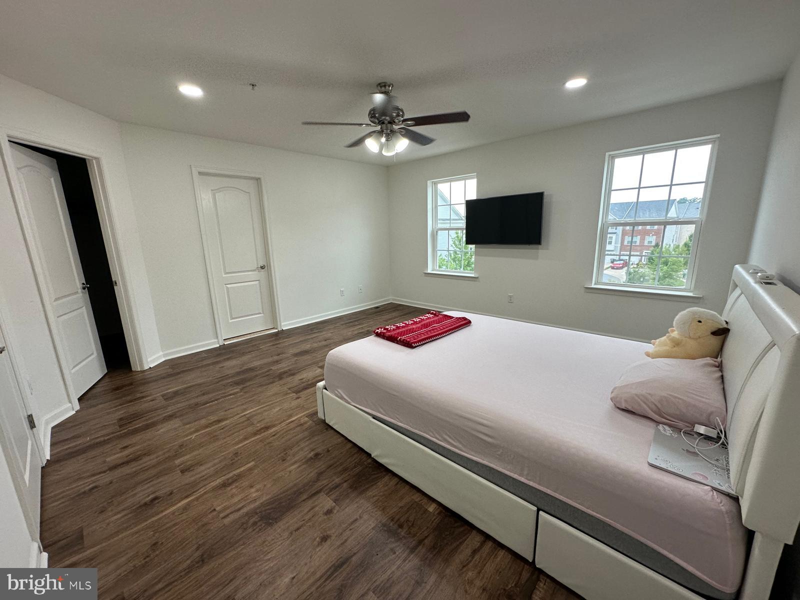 MORRIS PLACE - Residential