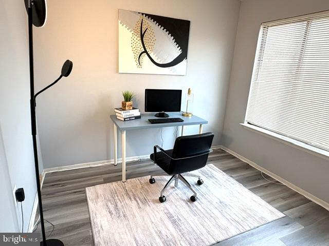 FARMINGDALE - Residential