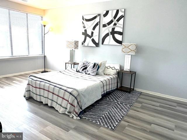 FARMINGDALE - Residential