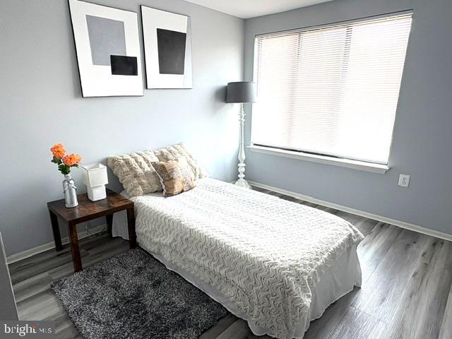 FARMINGDALE - Residential