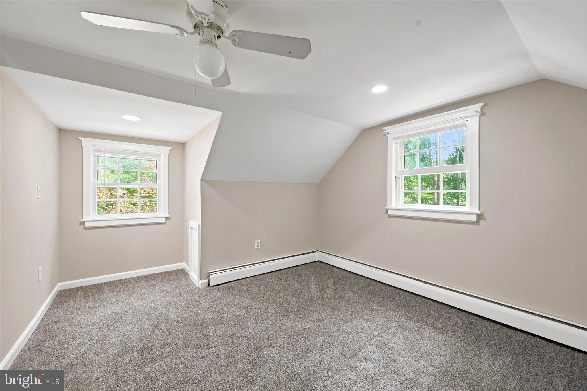 NORTH CREEK - Residential
