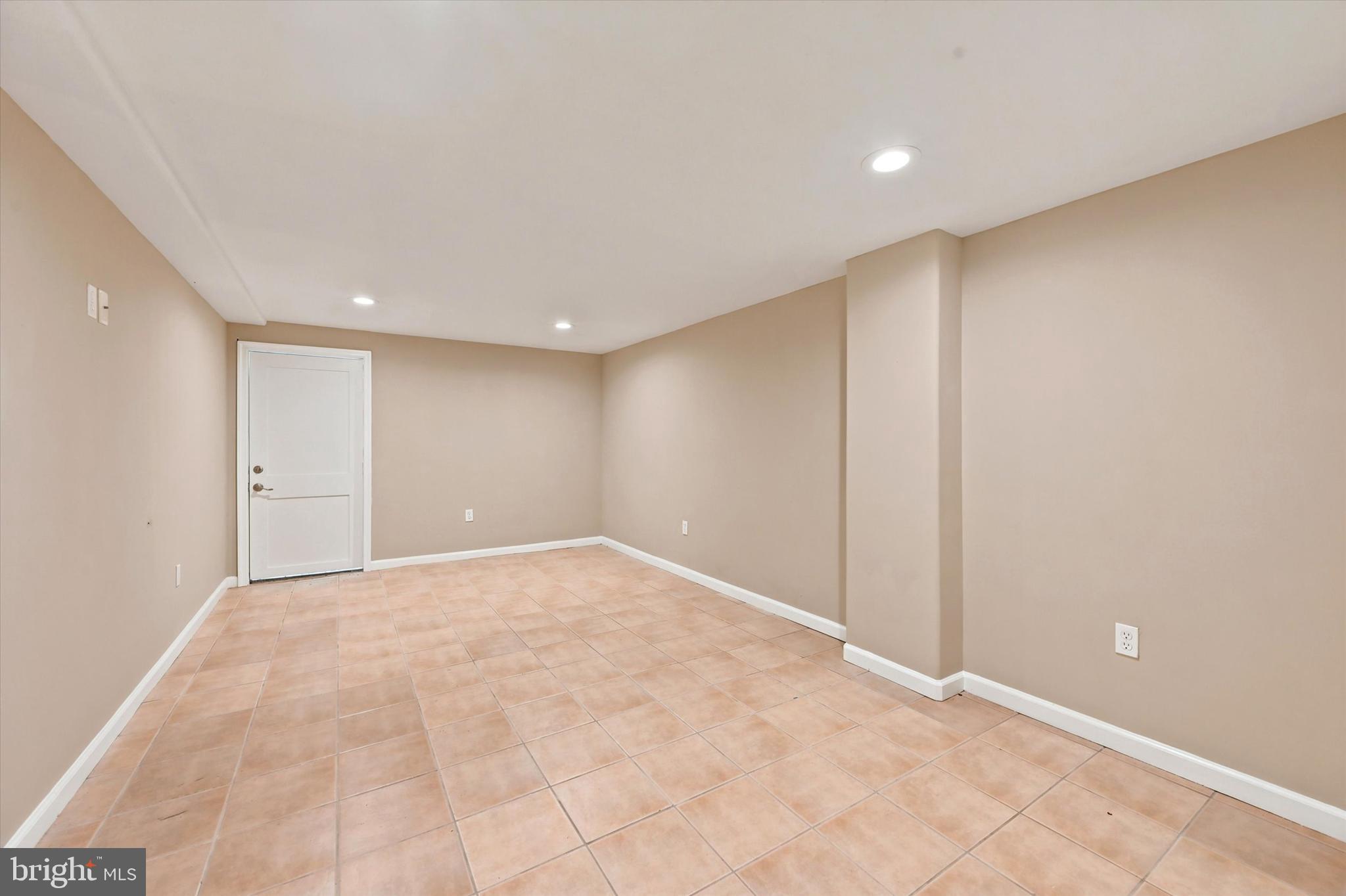 NORTH CREEK - Residential