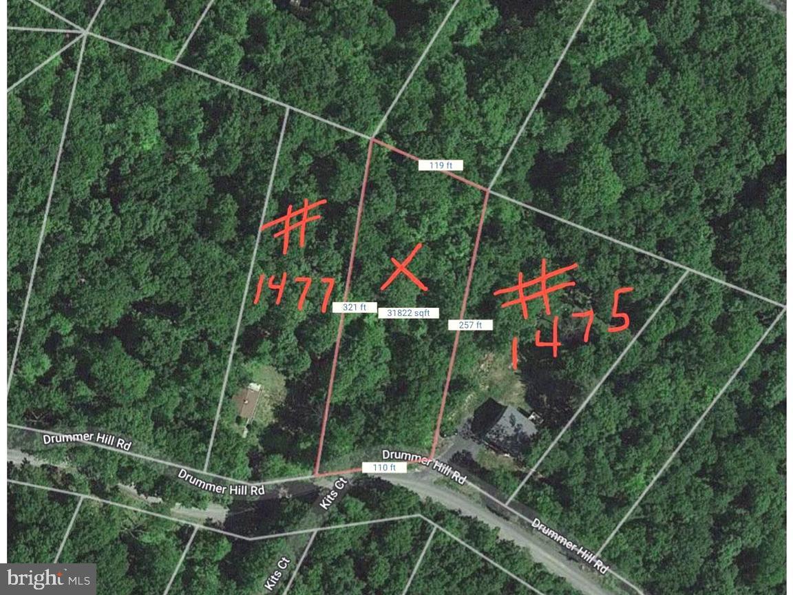 Nice wooded Mtn lot with nearby lakes and streams.  This Mountain Property is located in the Shenandoah Farms Mountain Lake Sub-division. Great Location For Those Who Love The Outdoors. Perfect Access to I-66 and Minutes To Town of Front Royal. Enjoy Shenandoah Farms Riverview Boat Landing, with Access to the Shenandoah River, Farms River Road Rec Lot, Lake of the Clouds, Spring Lake, Shenandoah River Recreational Lot, Treasure Island, & Community Center. Buyer is responsible for per test. Visit Shenandoah Farms Website For More Info. Sign on Property.  In between House #s 1475 and 1477 on Drummer Hill