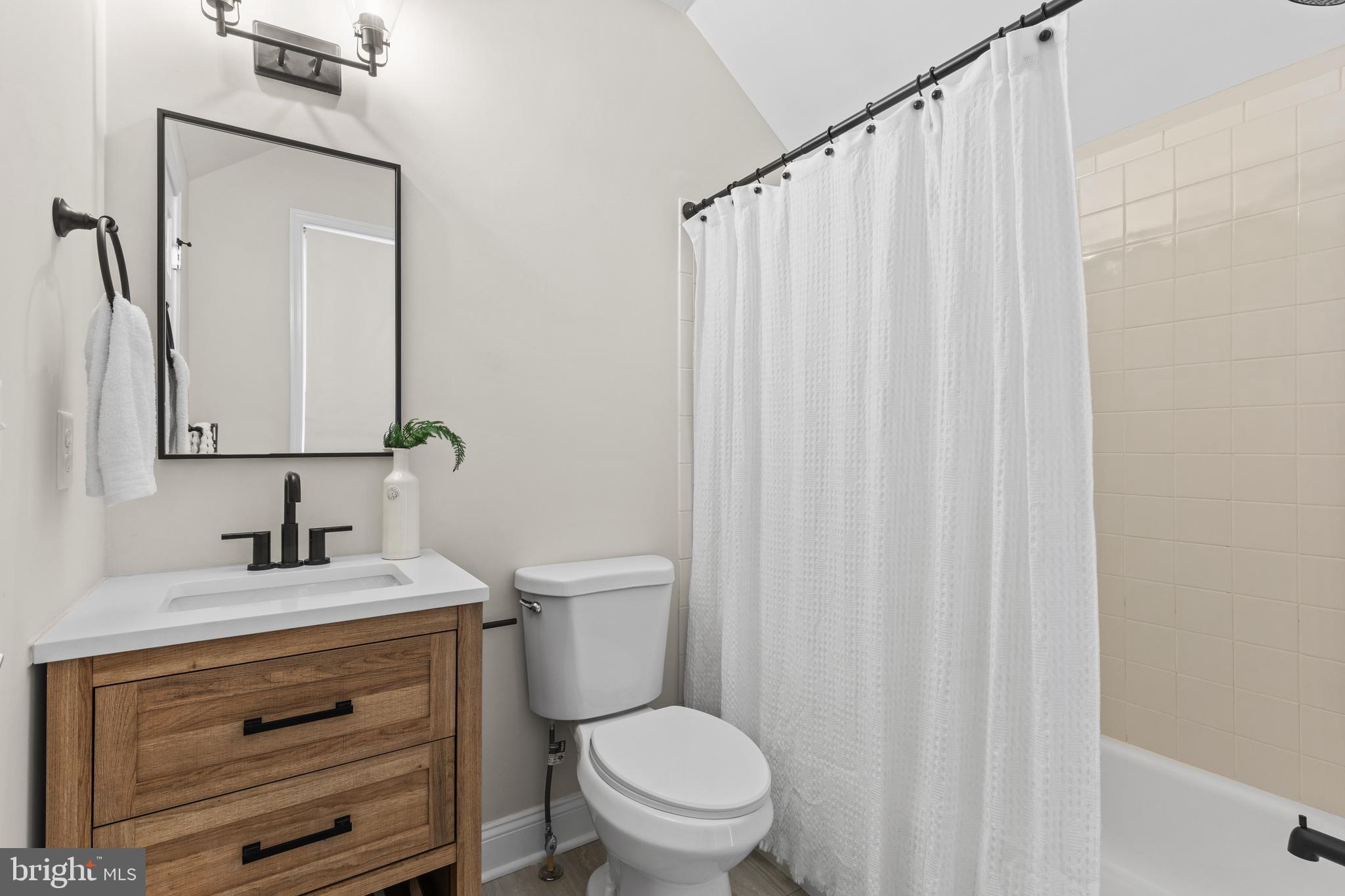 HILLSMERE ESTATES - Residential