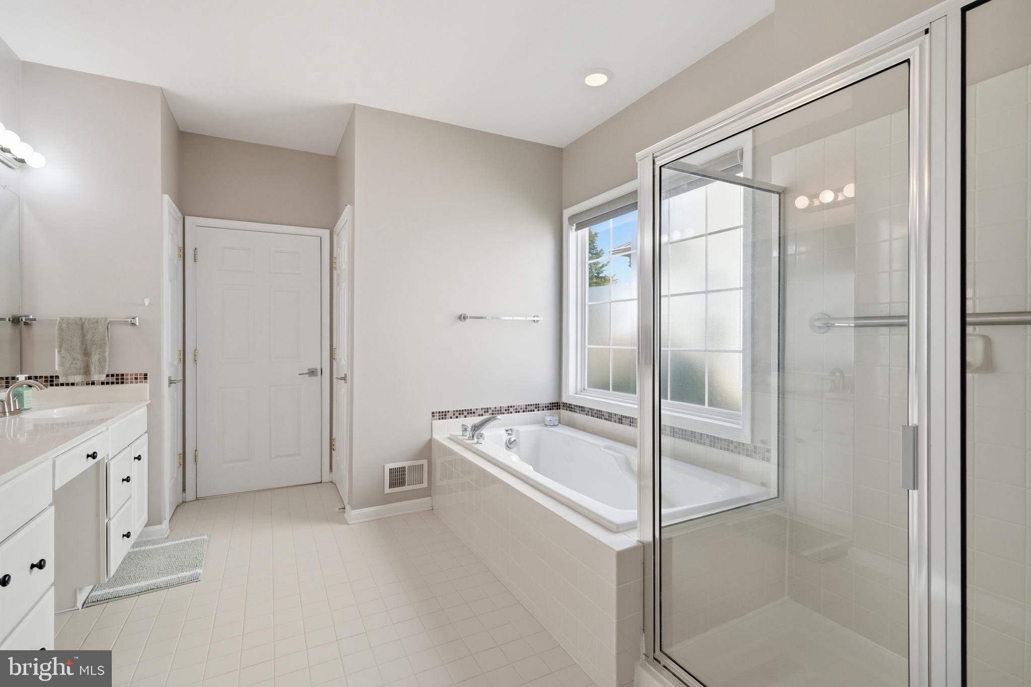 FAIRCREST - Residential