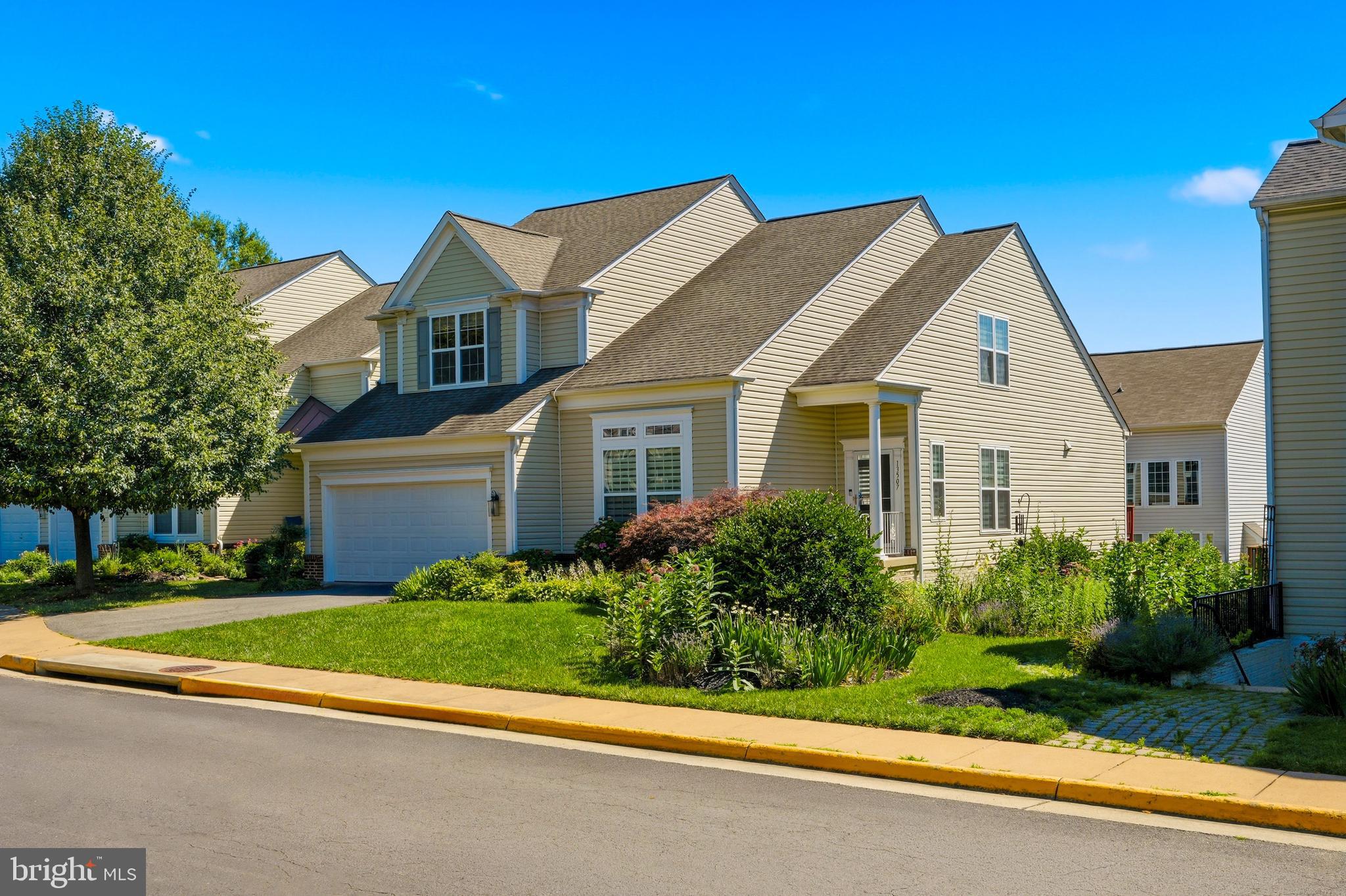 FAIRCREST - Residential