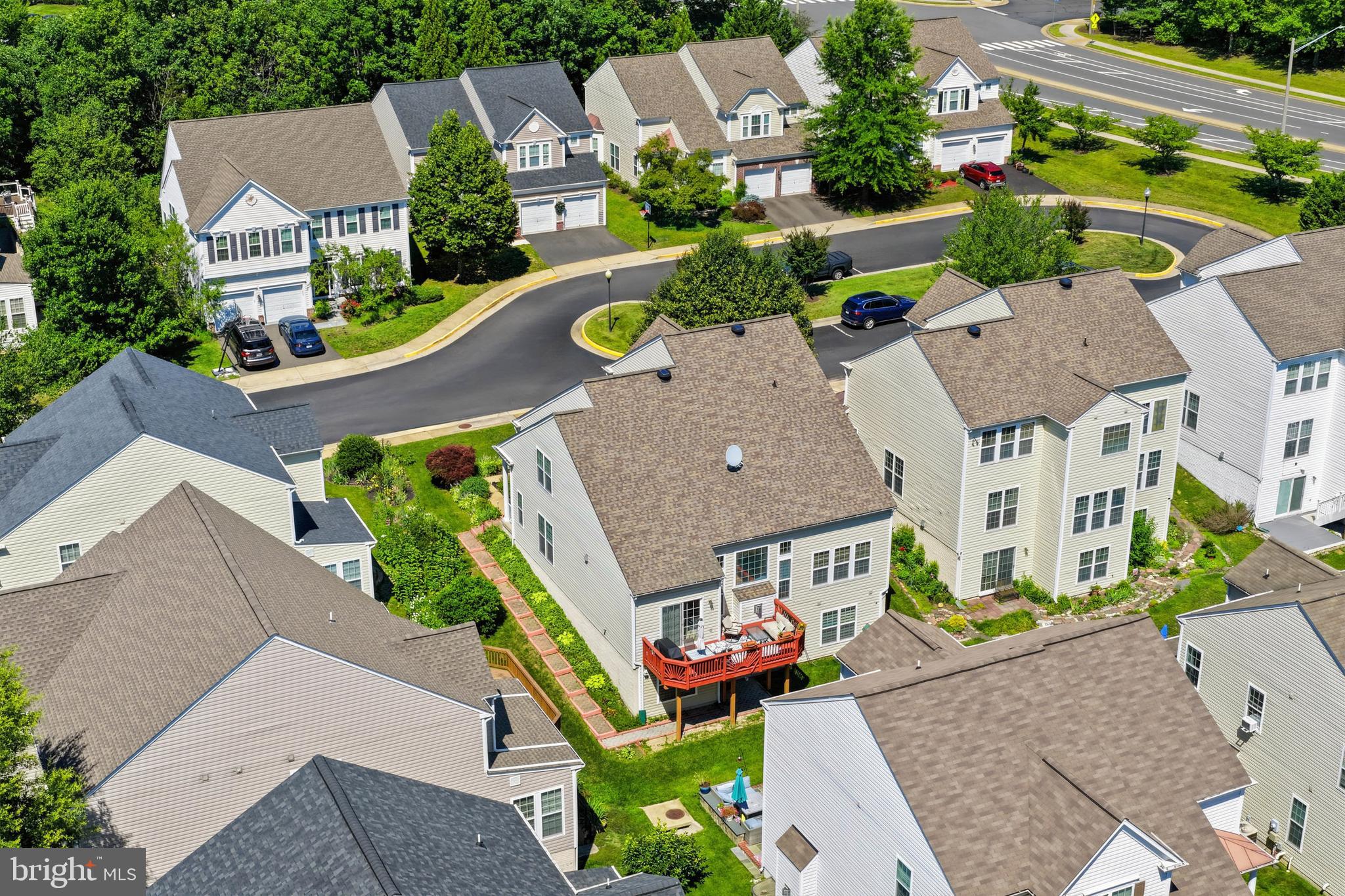 FAIRCREST - Residential