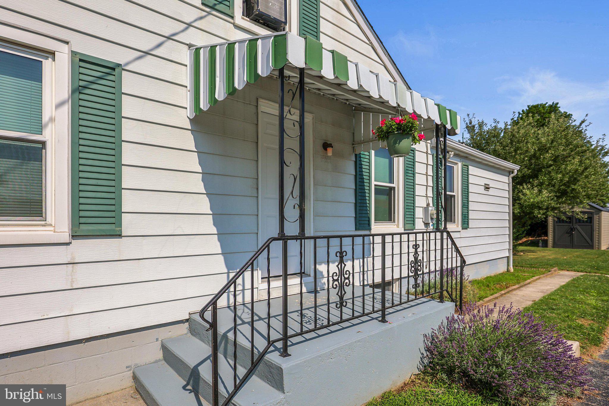 HANOVER SHOE FARMS - Residential