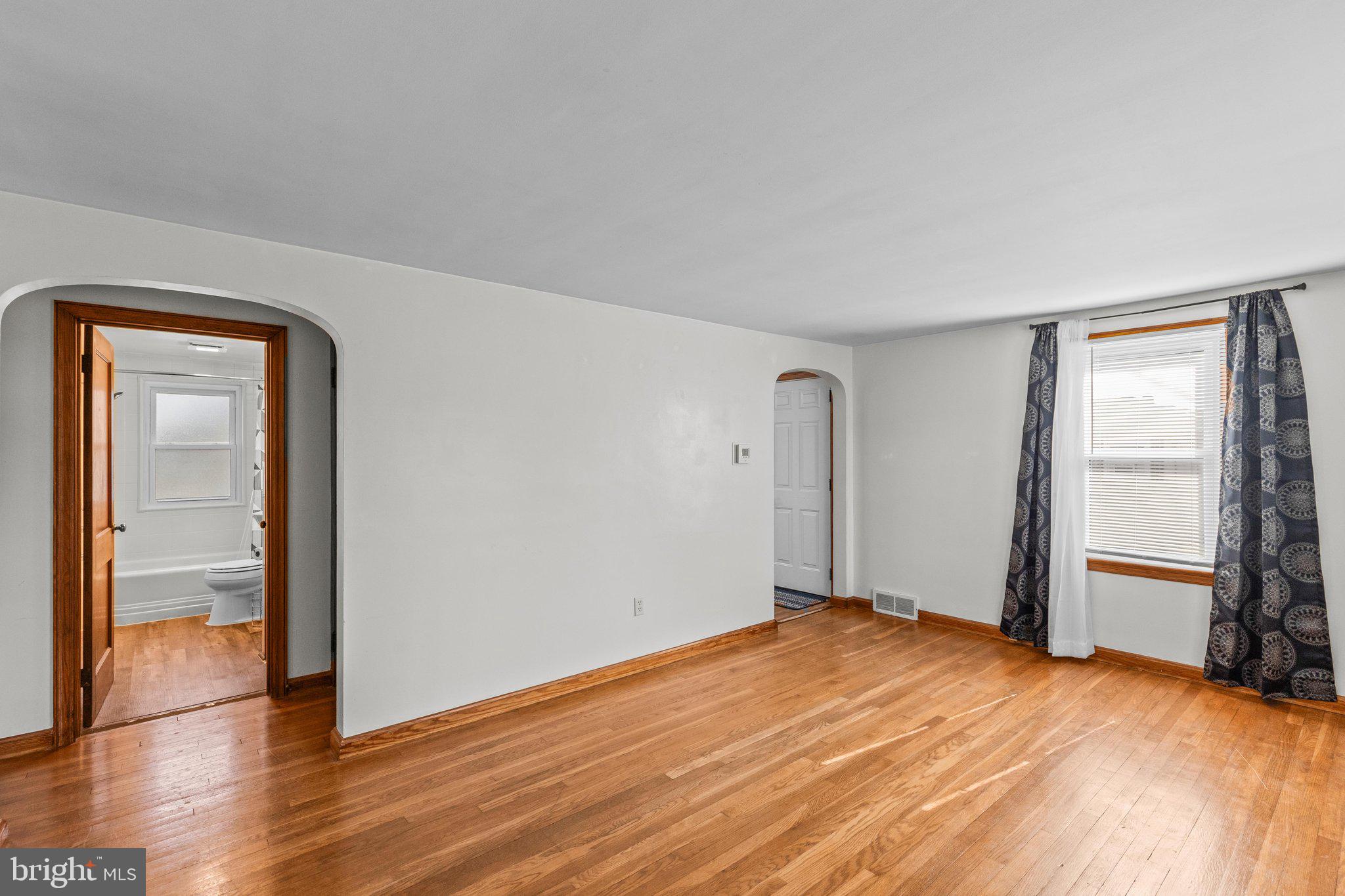 HANOVER SHOE FARMS - Residential