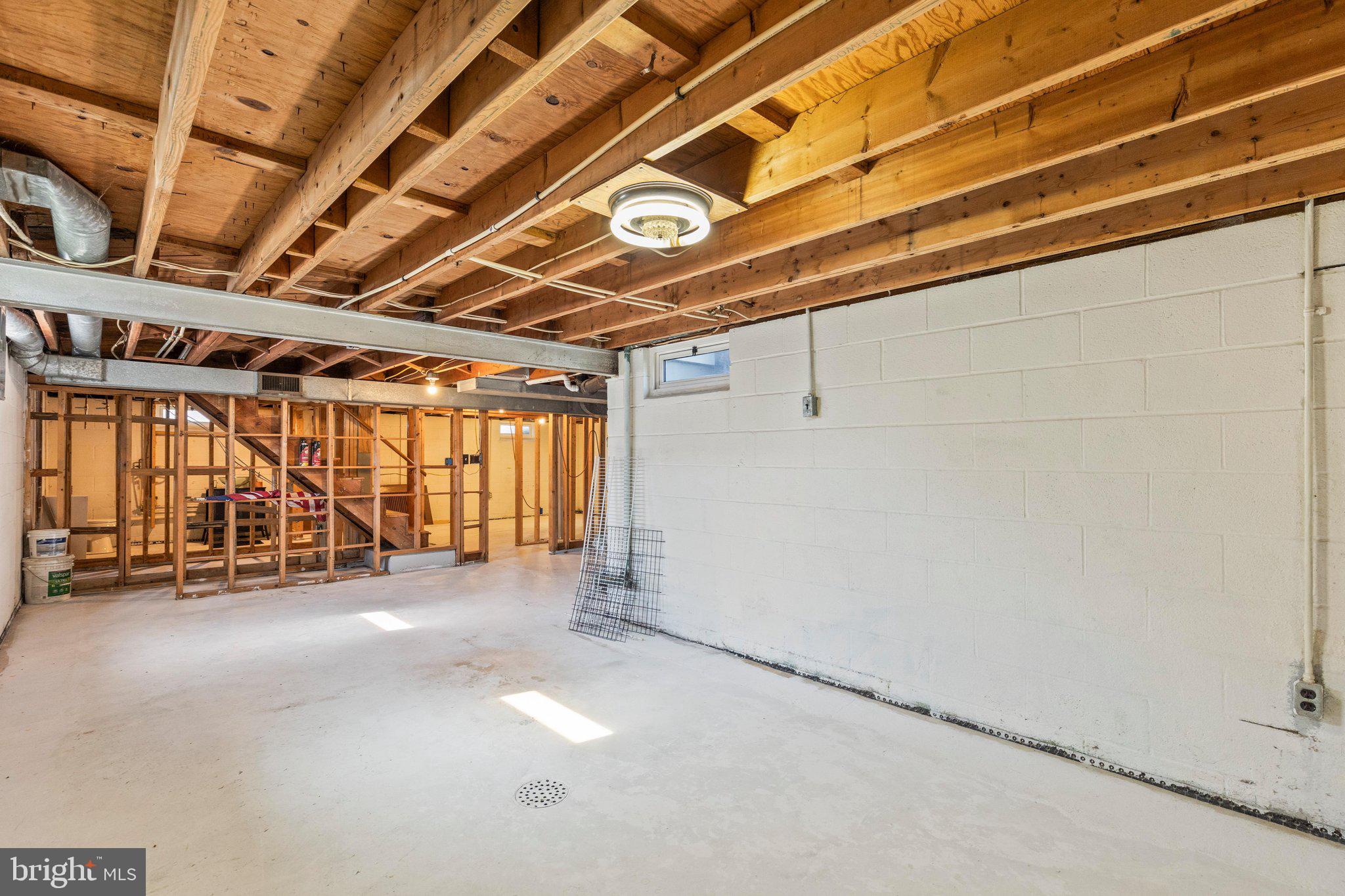 HANOVER SHOE FARMS - Residential