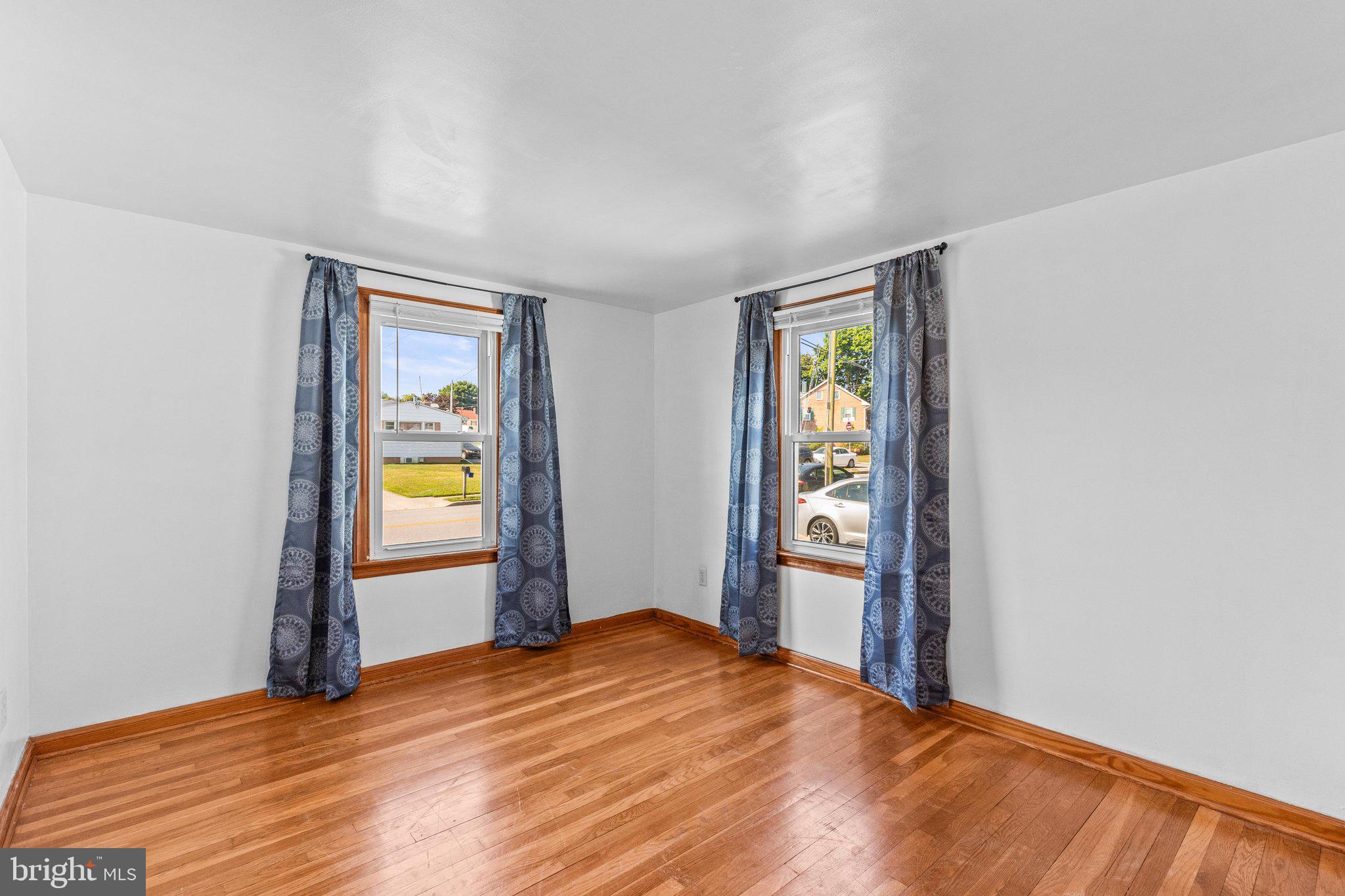 HANOVER SHOE FARMS - Residential