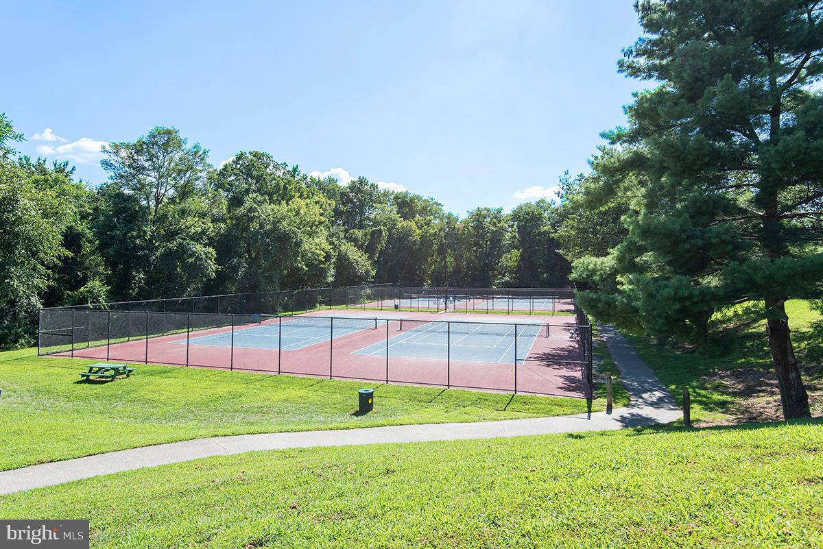CROFTON VILLAGE - Residential