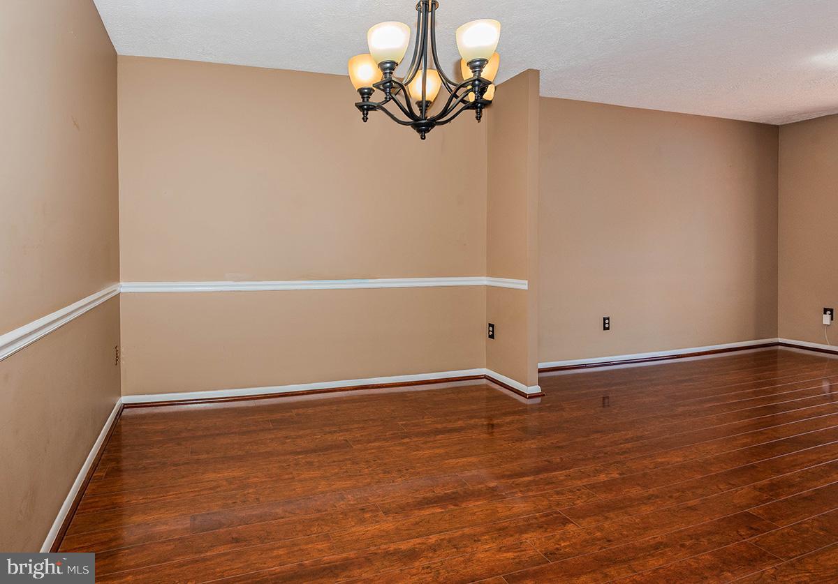 CROFTON VILLAGE - Residential